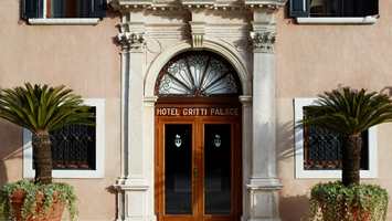 Velkommen til hotell Gritti. Et hotell som har huset celebriteter i en årrekke.