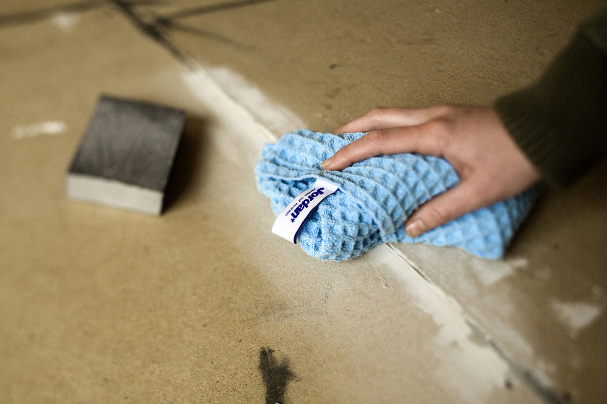 Fjern støvet før du maler!