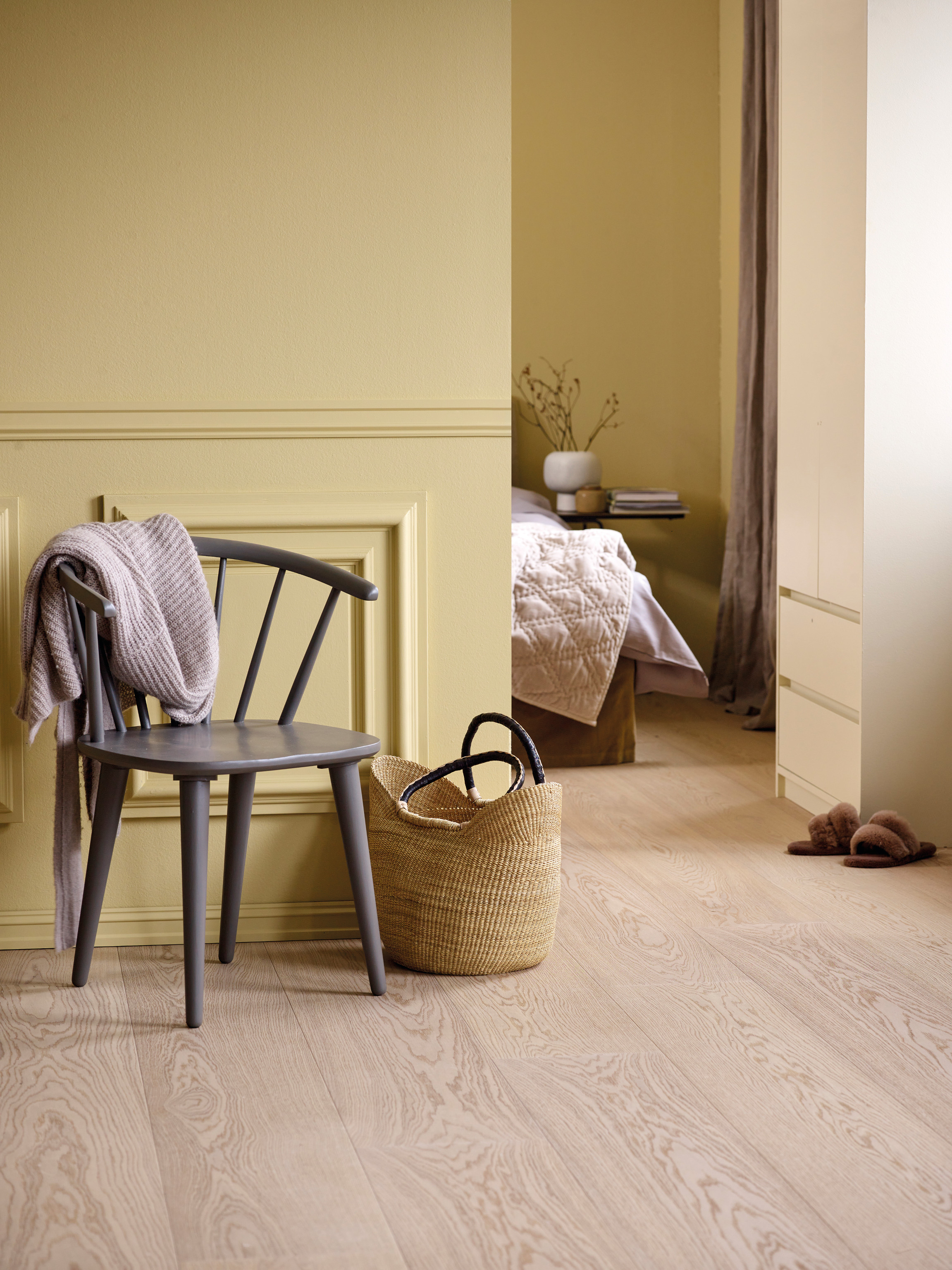 Gult interiør, fra Fargerikes gule fargekart 2021