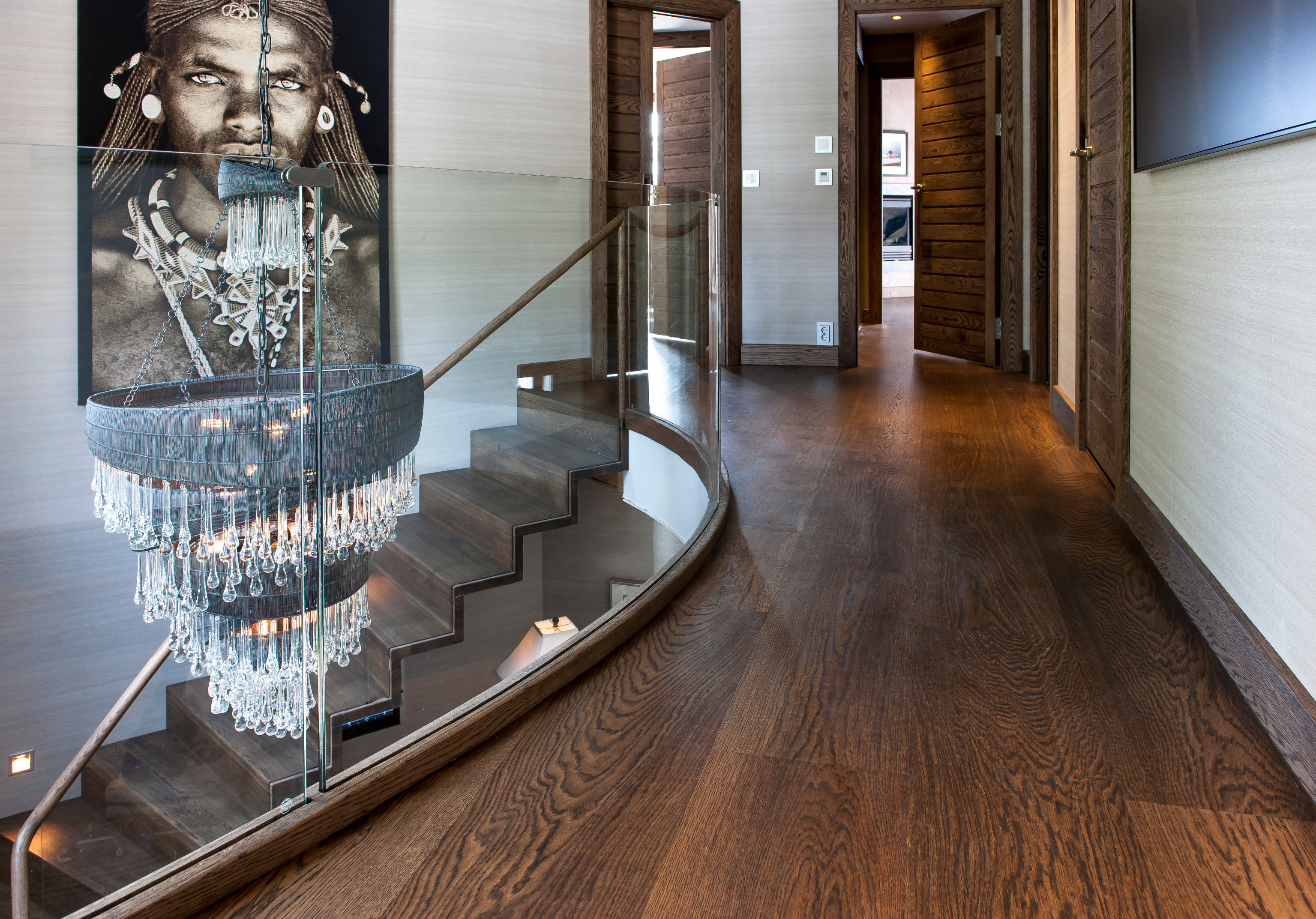 Spesialtilpasset gulv og listverk