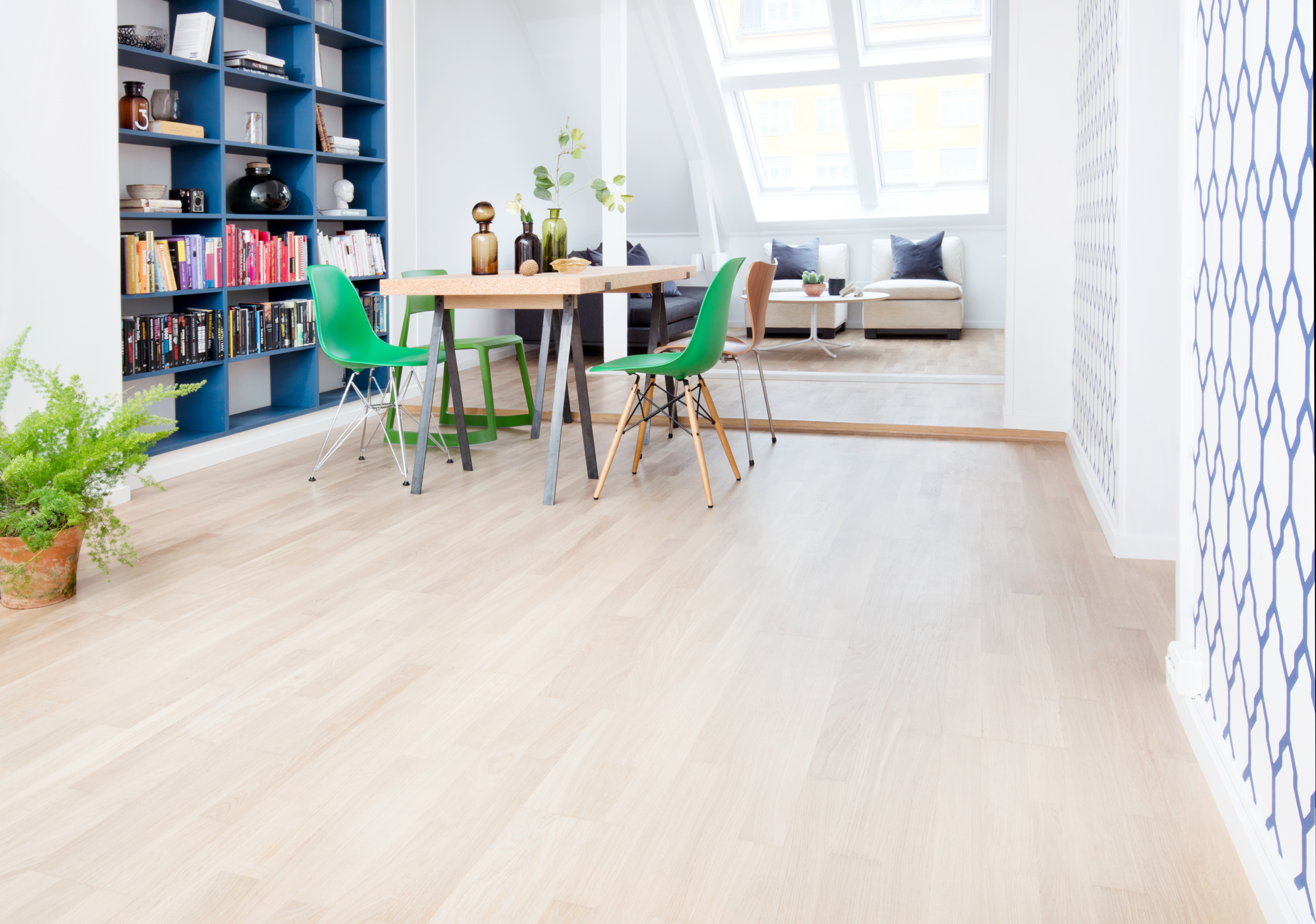 Pop med naturlig overflate på gulv