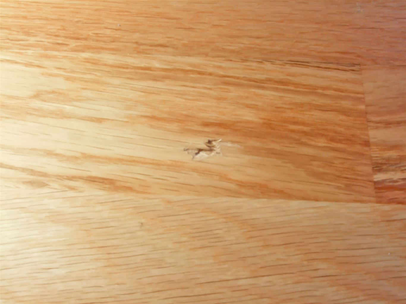 &ndash; Det &oslash;delegges mye gulv i disse dager, sier Jan Erik J&oslash;rgensen hos Polyflor.