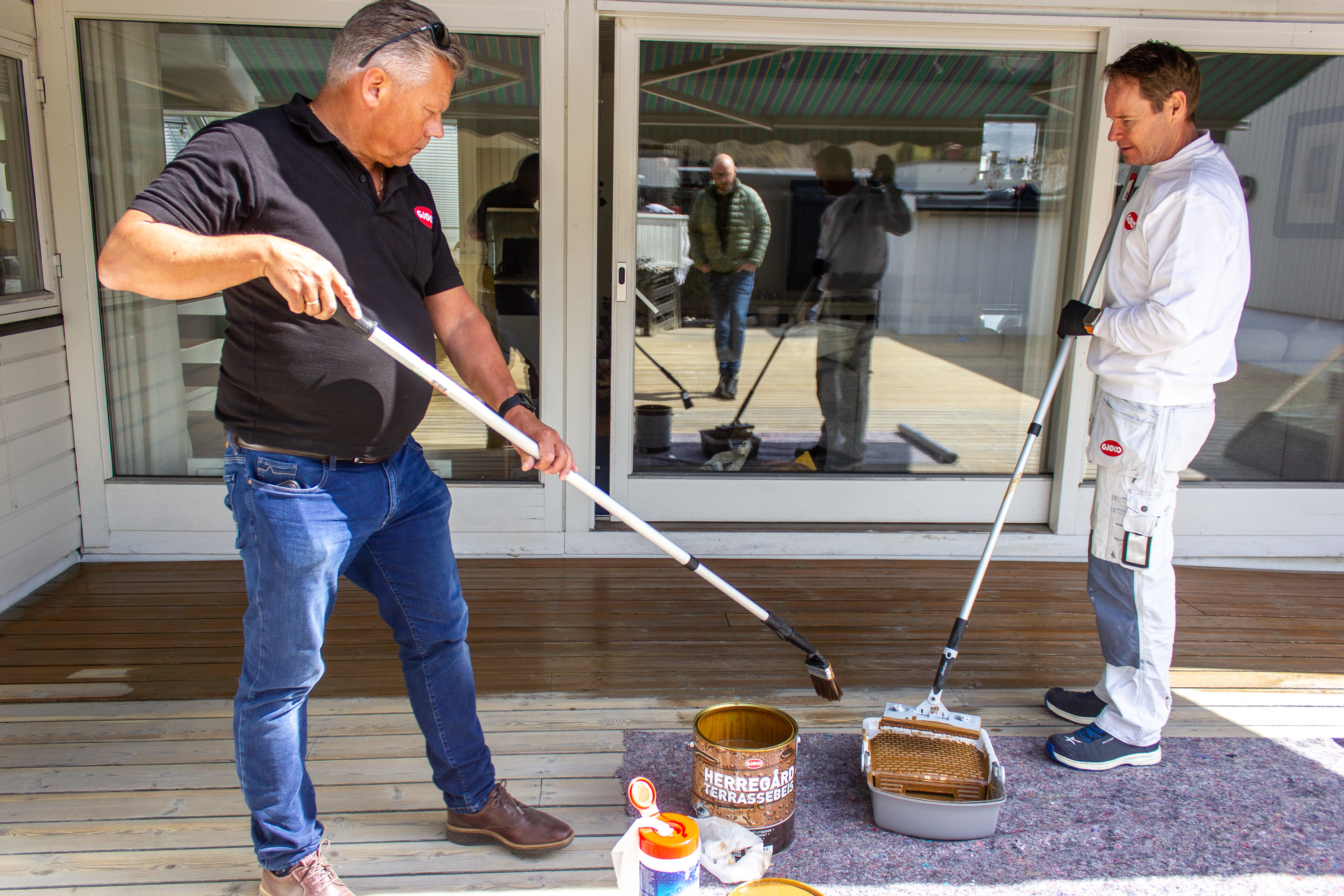 Beis terrassen med en venn