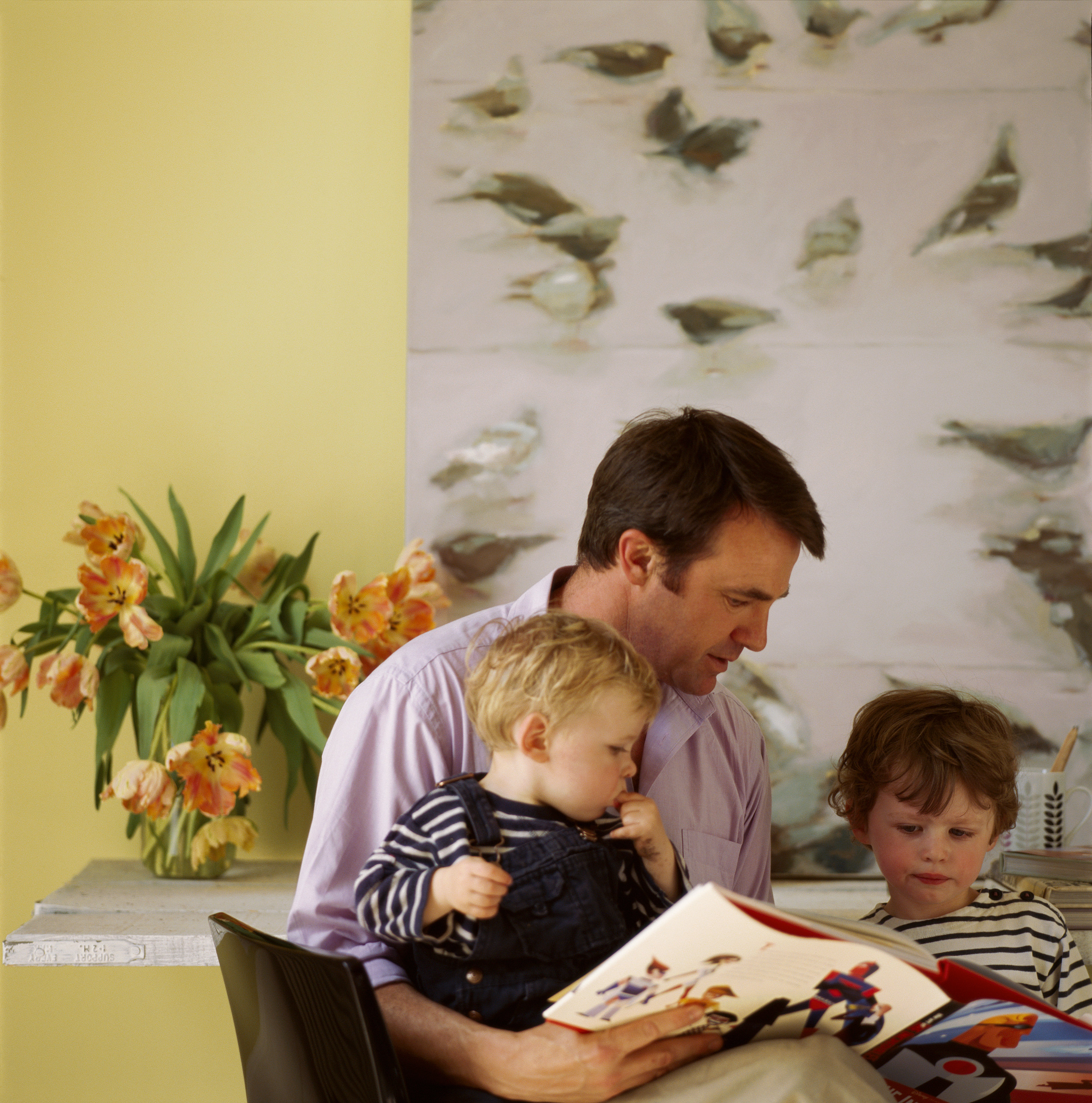 FELLESSKAP: Hygge er å være sammen med noen man er glad i. (Foto: Nordsjö)