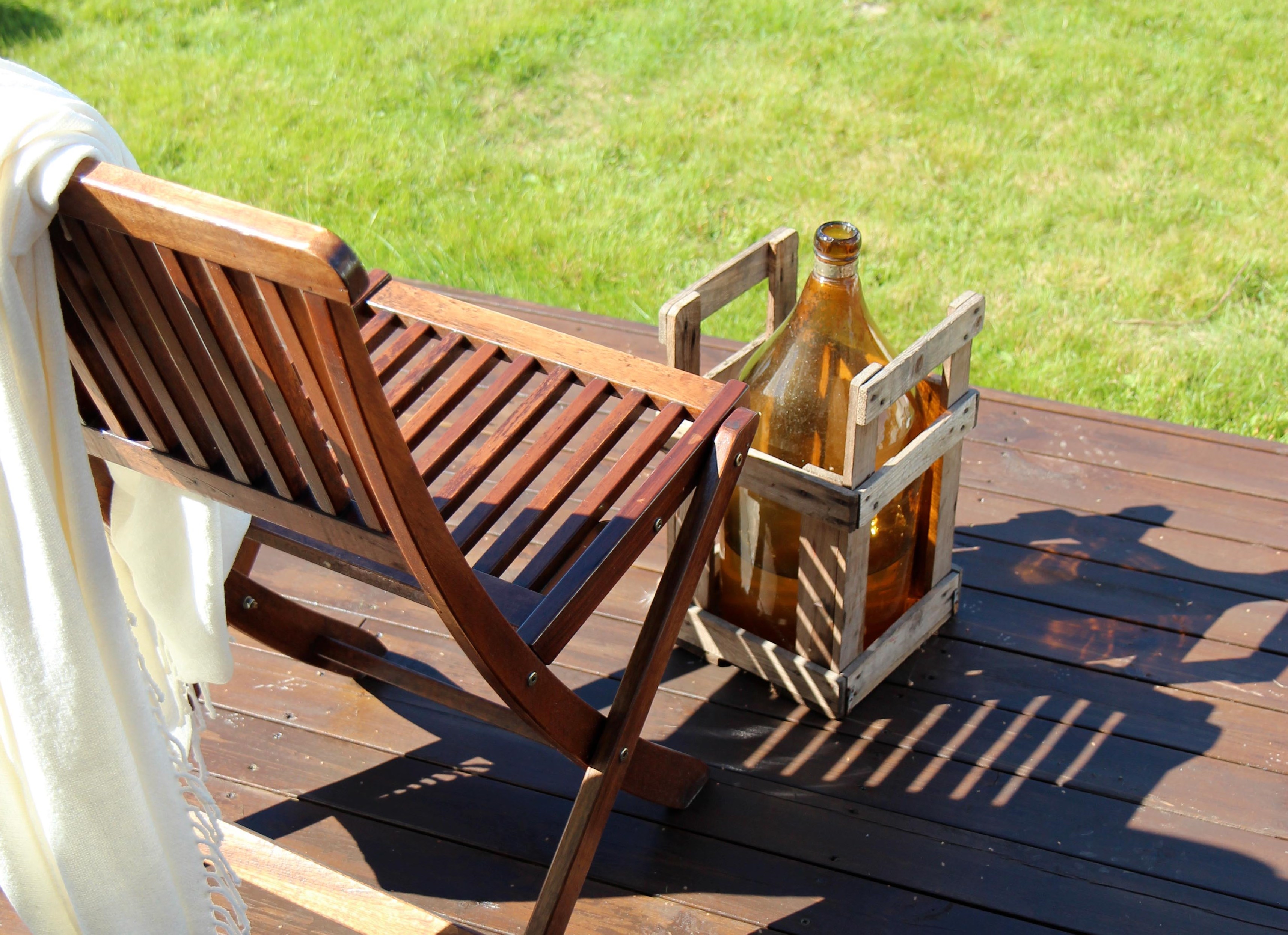 Hyggelig uteplass med hagemøbler