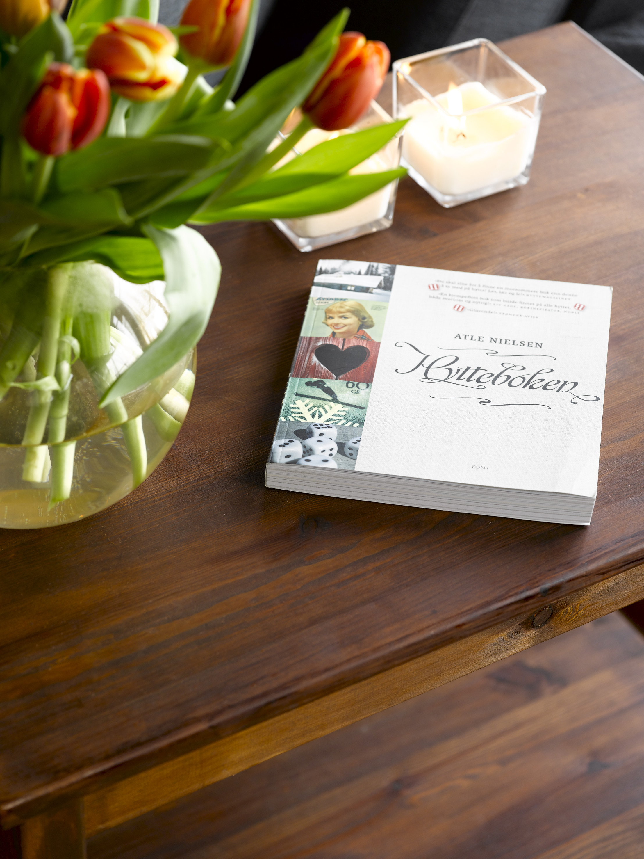 Trillebordet har fått samme behandling og farge som den gamle benken. 