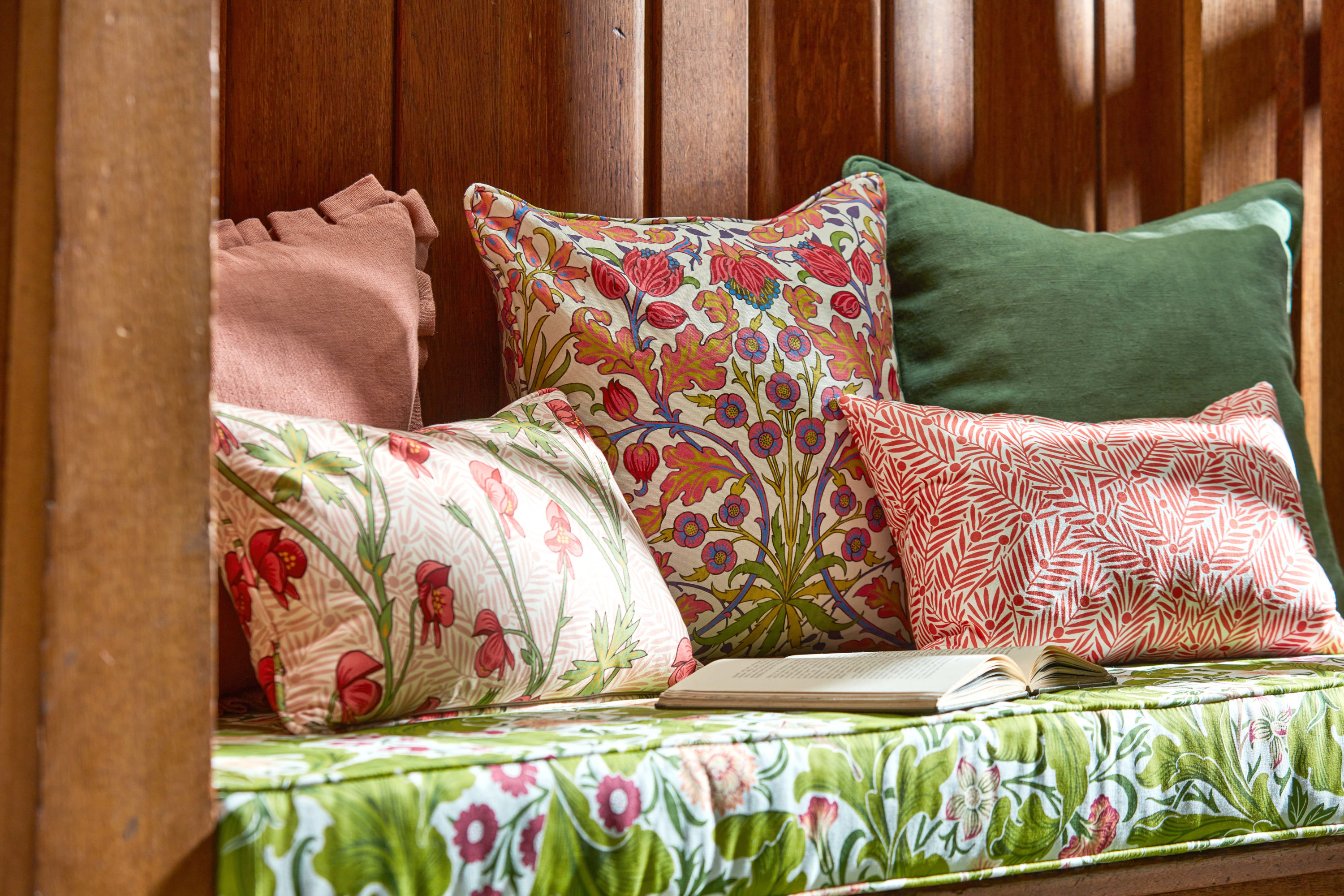 tekstiler puter blomster farger