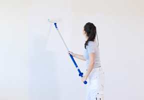 Med disse tipsene maler du veggen på halve tiden.