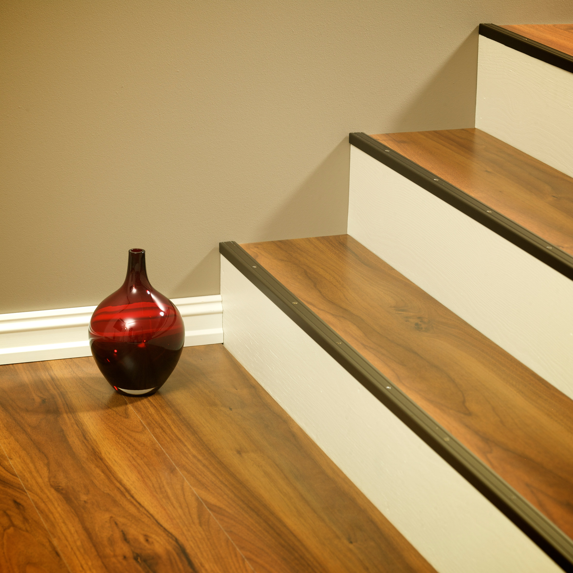 Trappenese er en list som settes på kanten av trinnet.