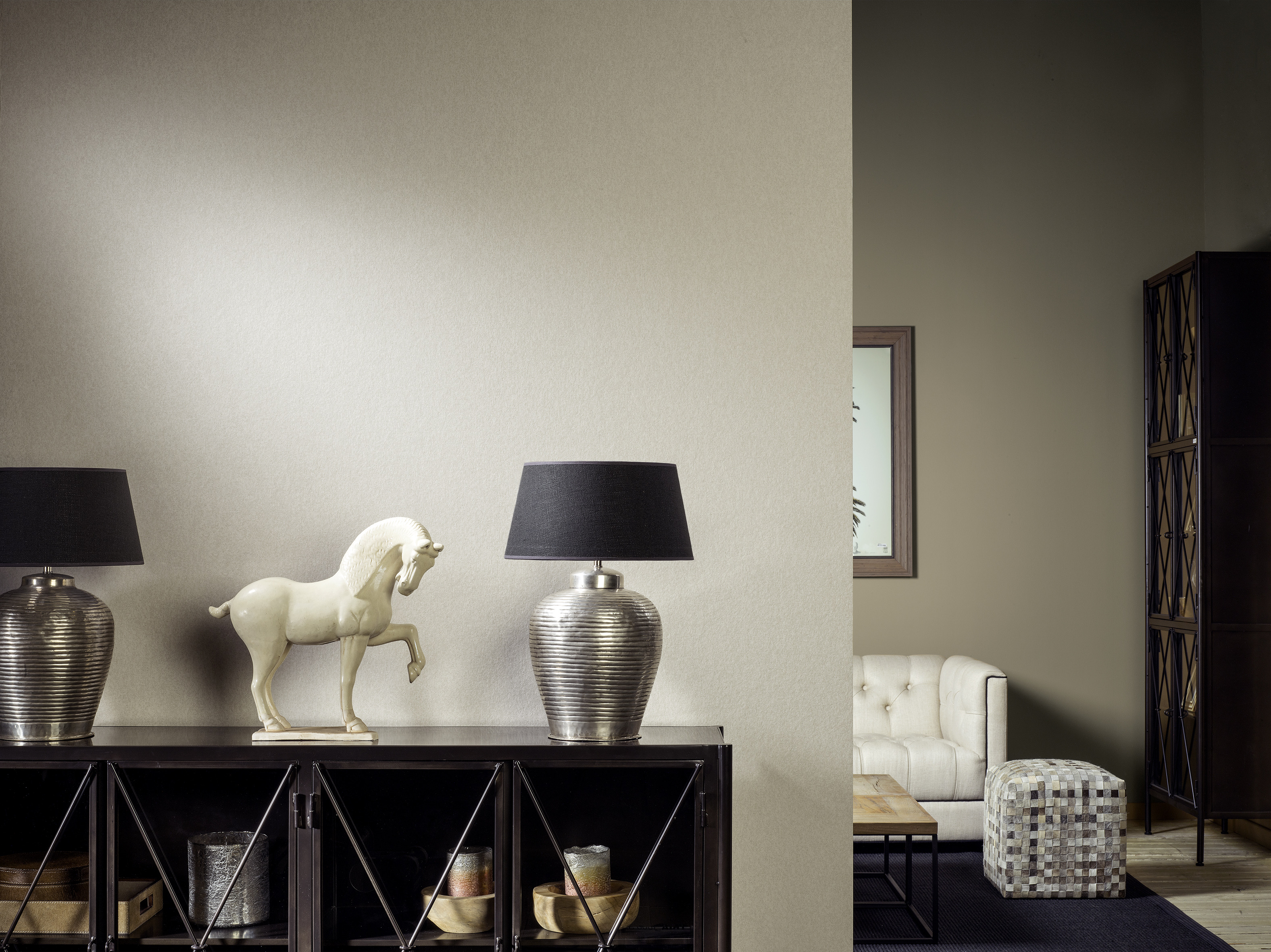 lyst tapet bordlampe stue