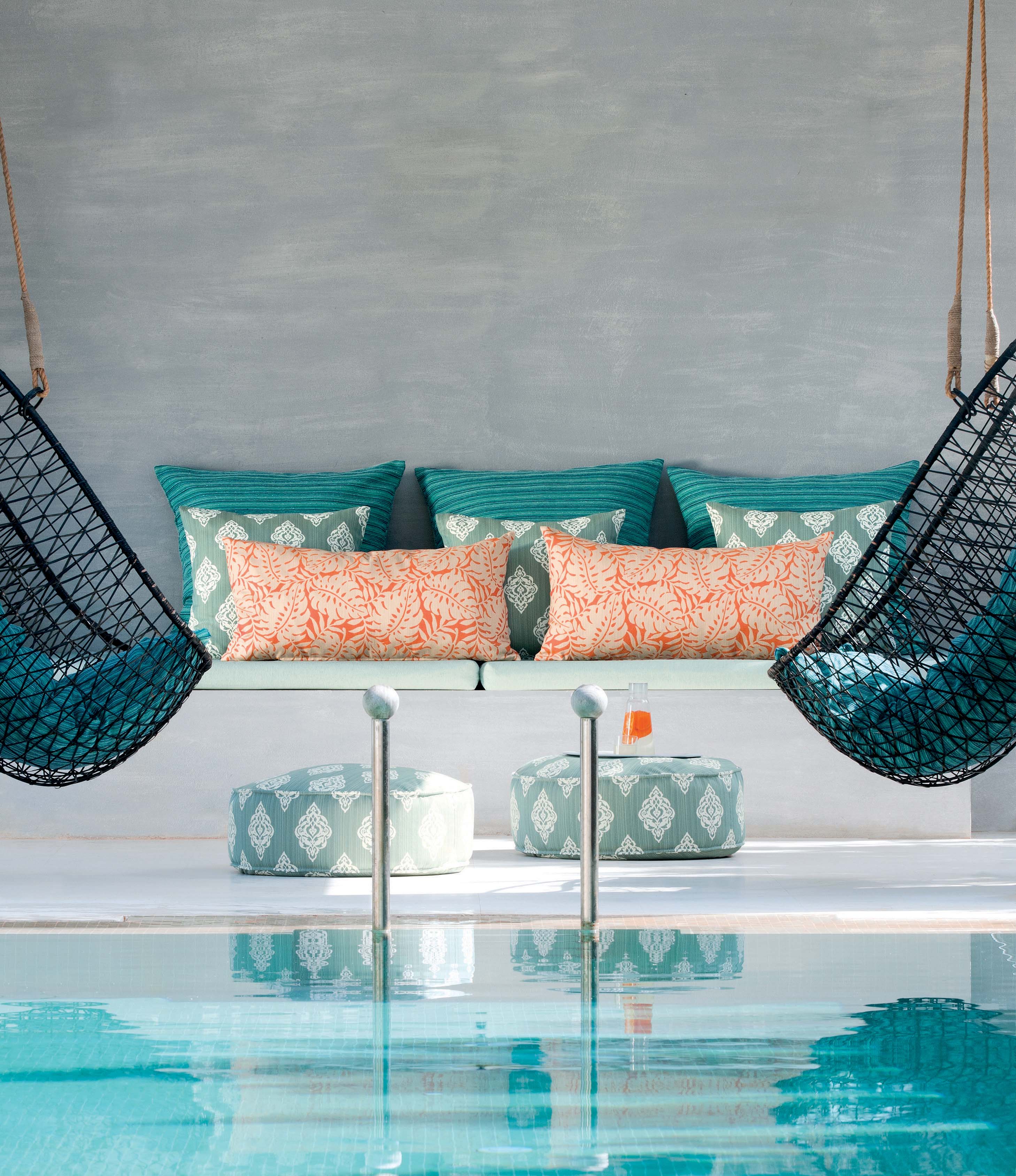 Har du utendørstekstiler, kan du være trygg på at putene tåler både sol og vannsprut. Med kolleksjonen Inside Out fra Green Apple kan du skape den atmosfæren du selv ønsker.