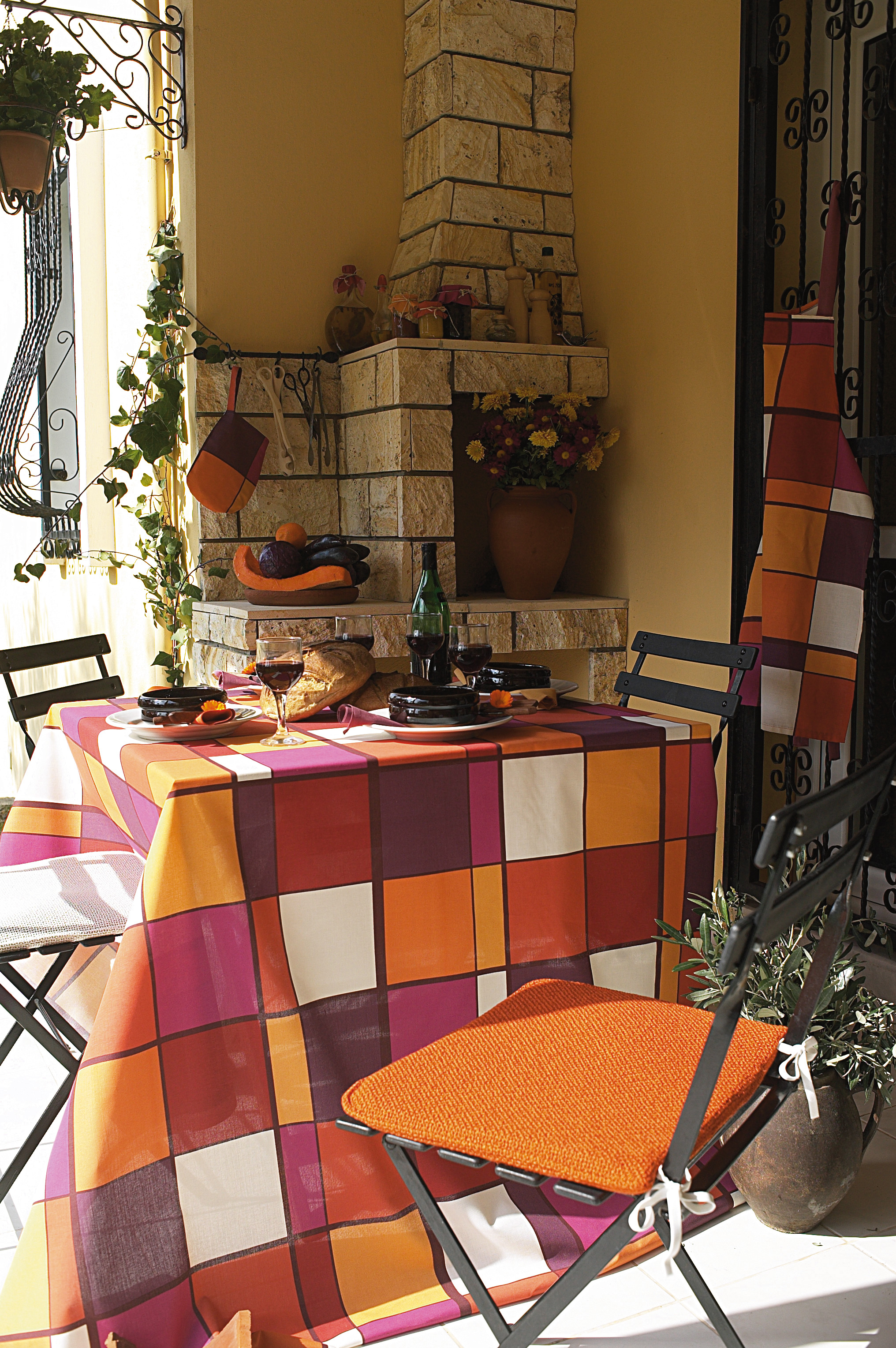 Ruter og raffinerte farger på terrassen