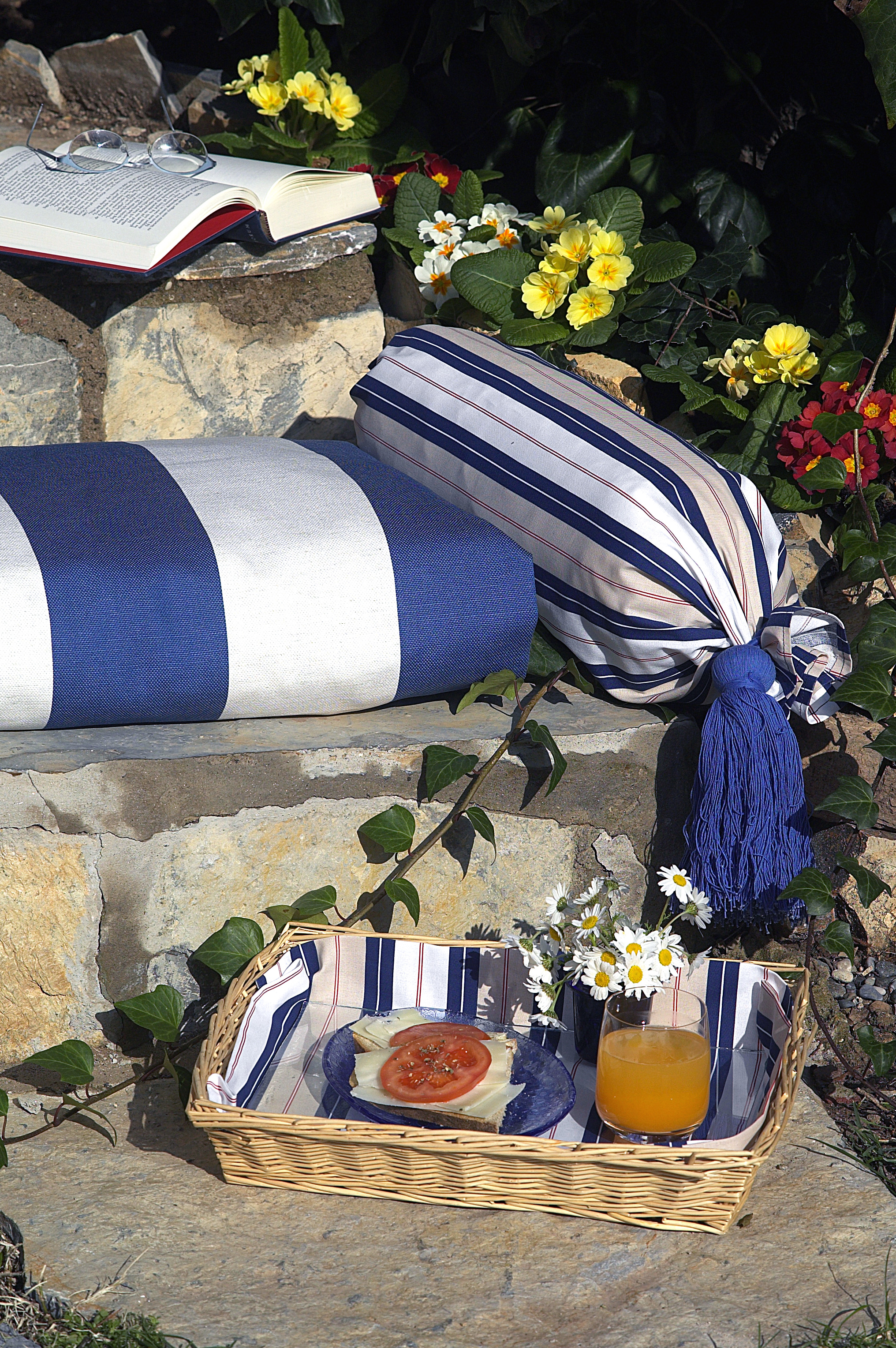 Sommerlige striper i blått og hvitt