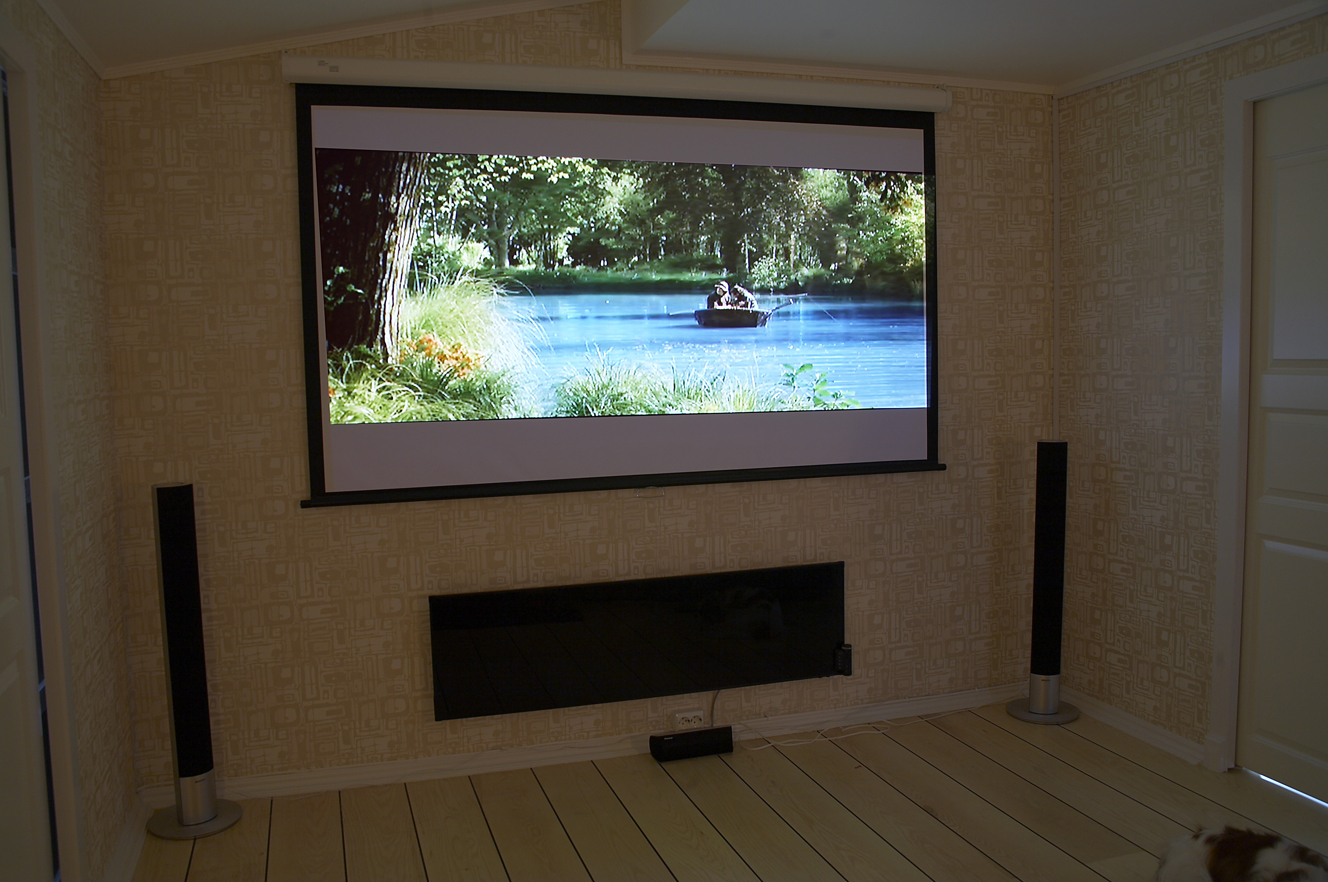 Lun hjemmekino med stråtapet