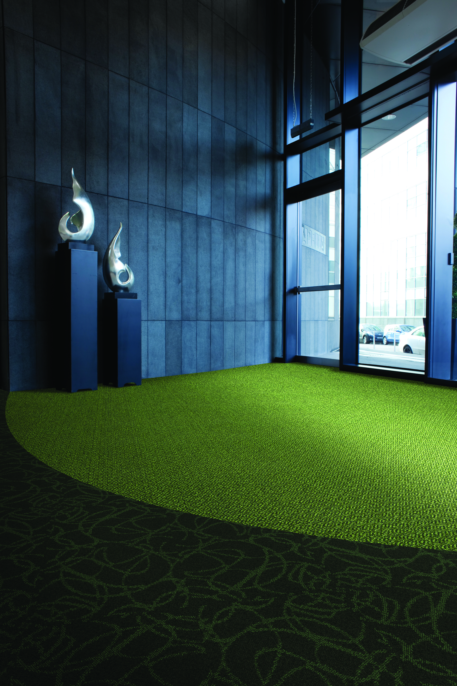 Ta vare på gulvet ved inngangsdøren 