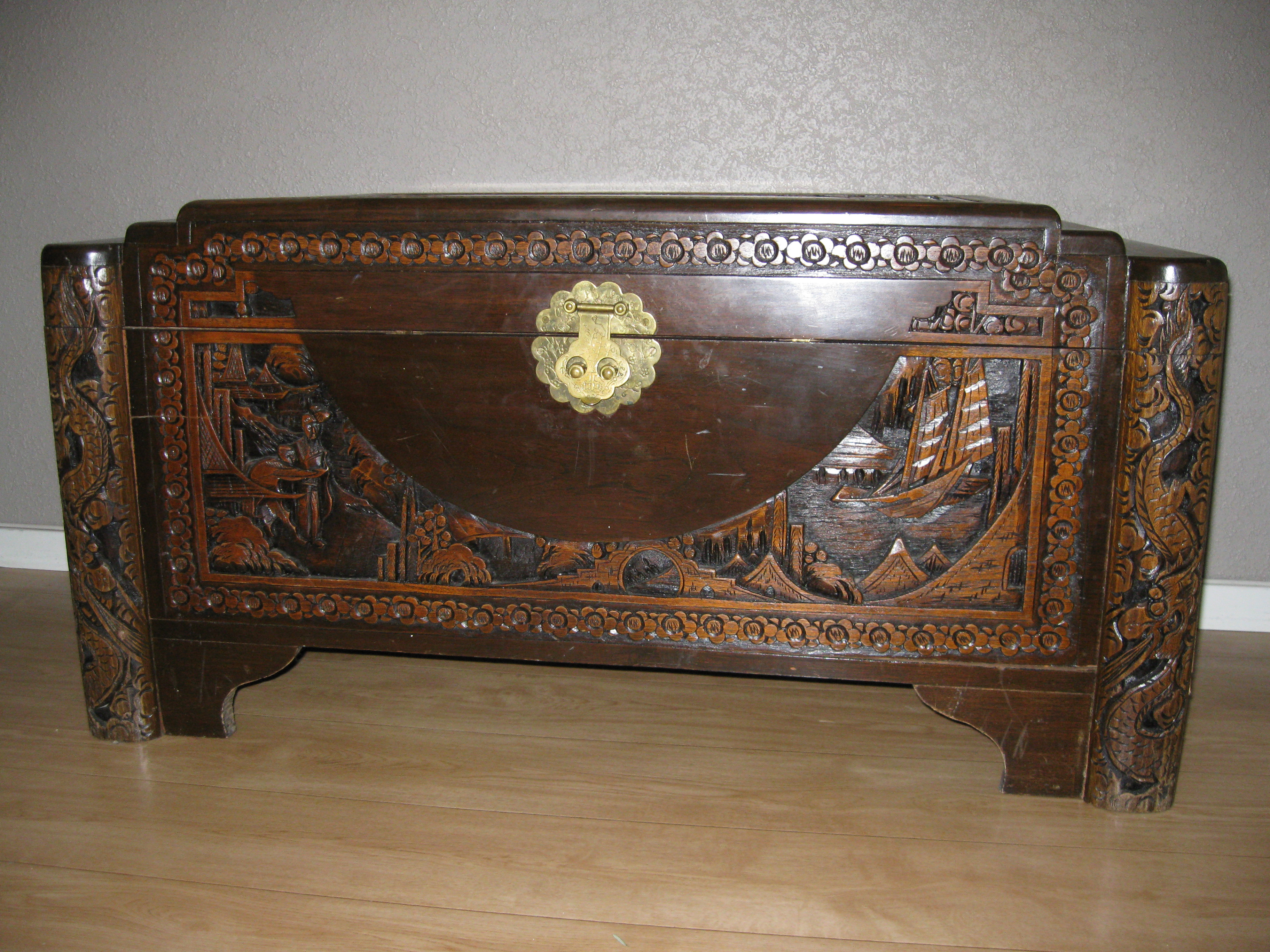 Hvit flekk på kamfertre