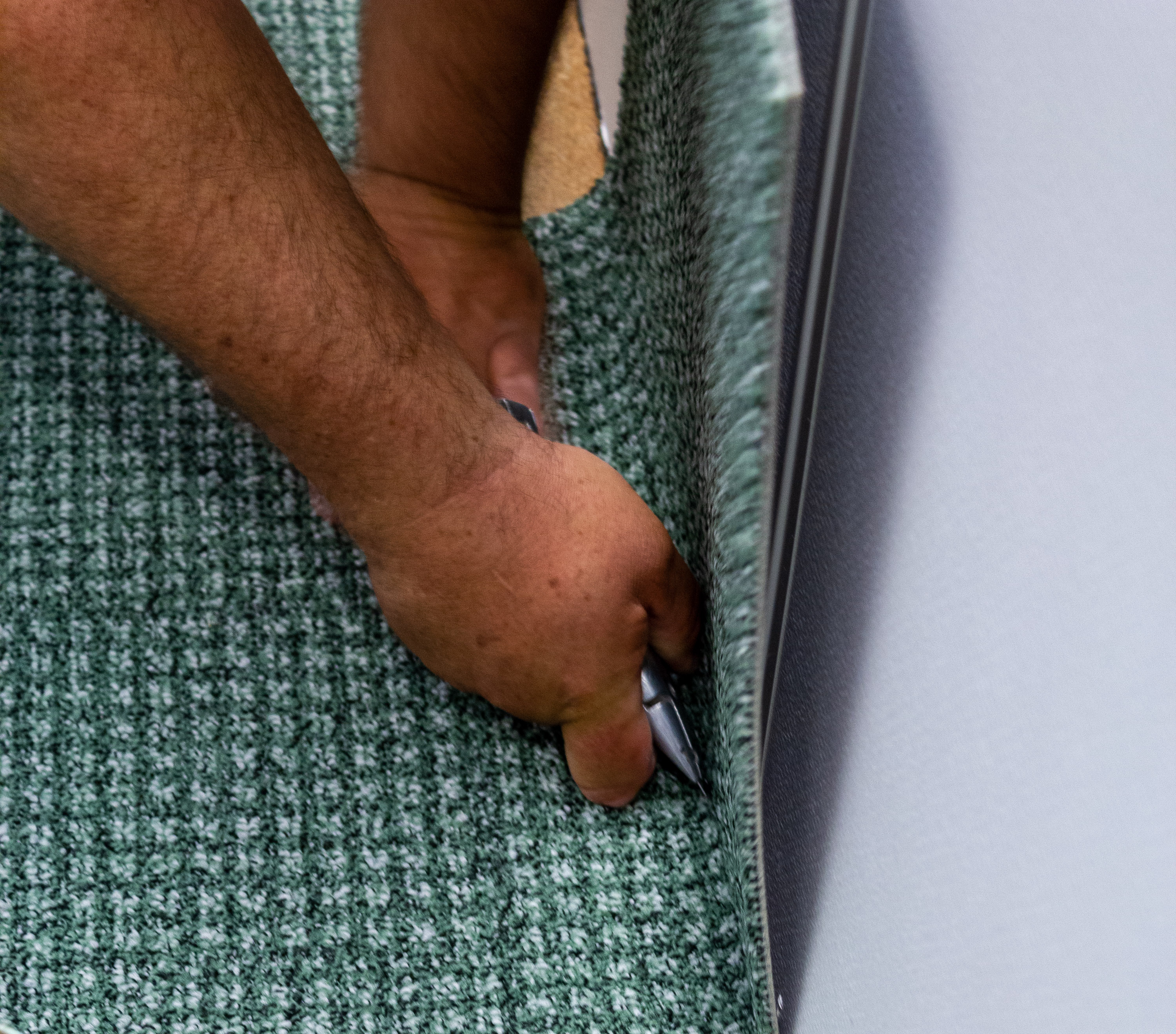 Kappe teppeflis med kniv