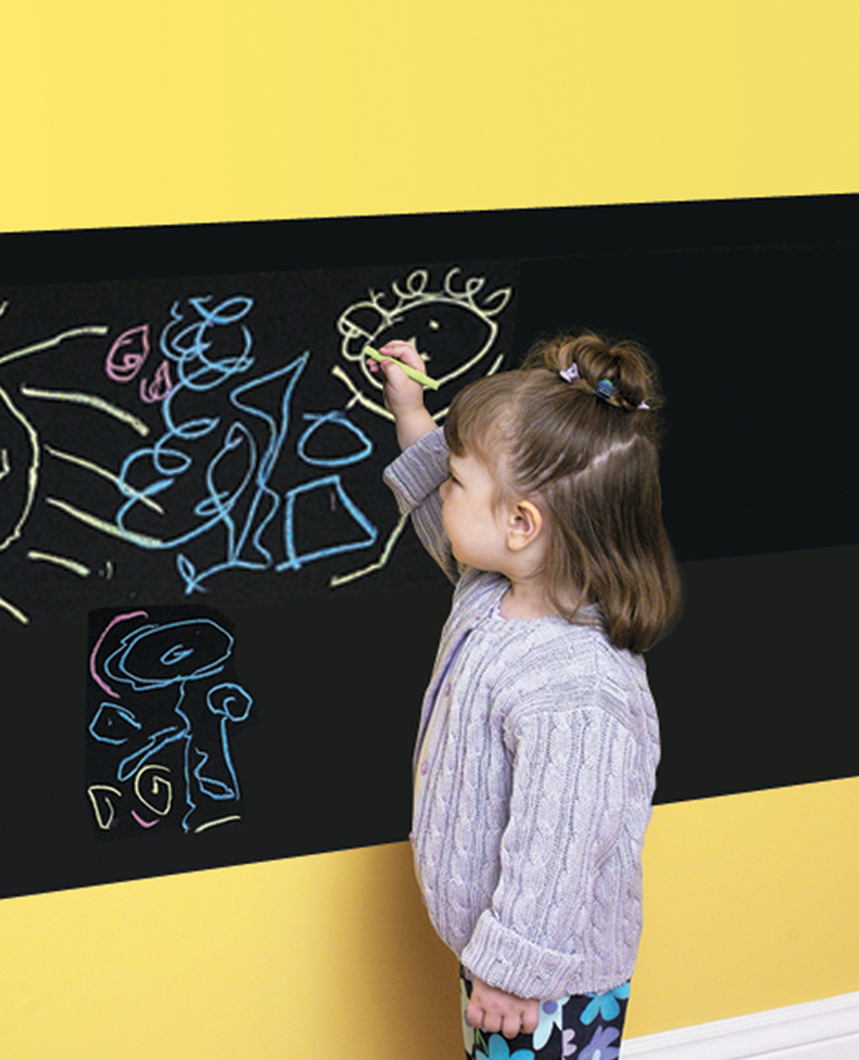 Med tavlemaling forvandles rommet til en malestudio.