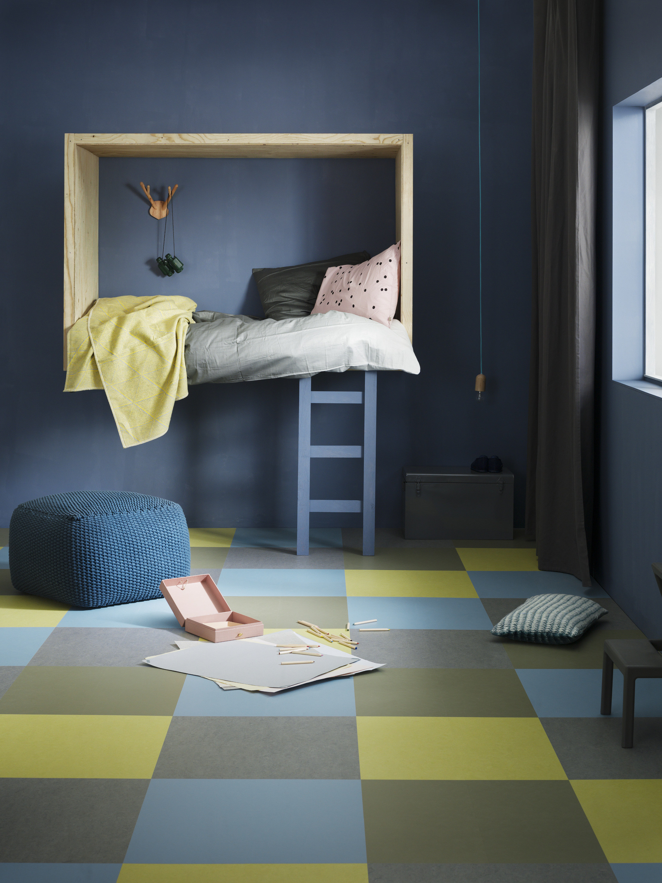 Marmoleum Click fra Forbo Flooring er linoleumsfliser som er enkle å legge og gøy å designe! Samtidig har det alle egenskaper et barnerom trenger.