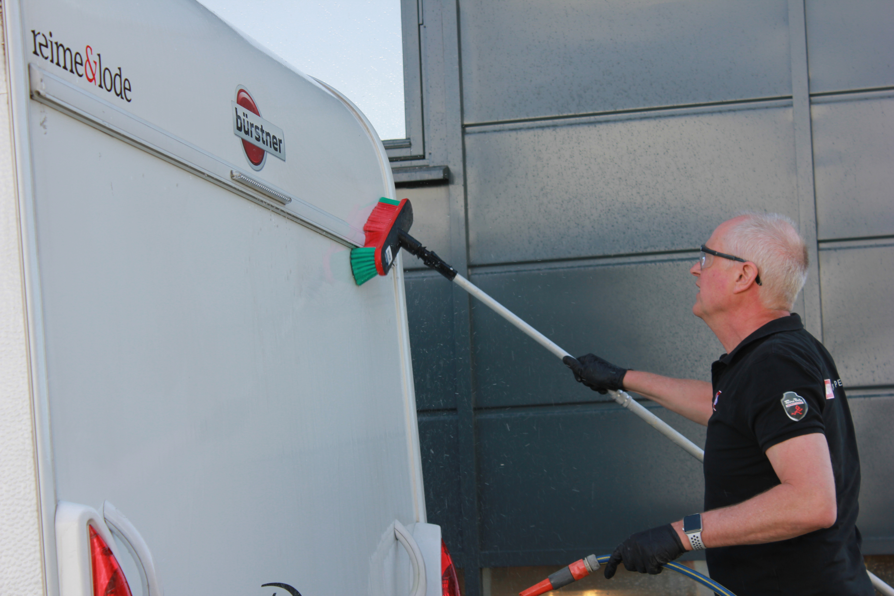 Vask campingvognen – Sånn gjør du det!