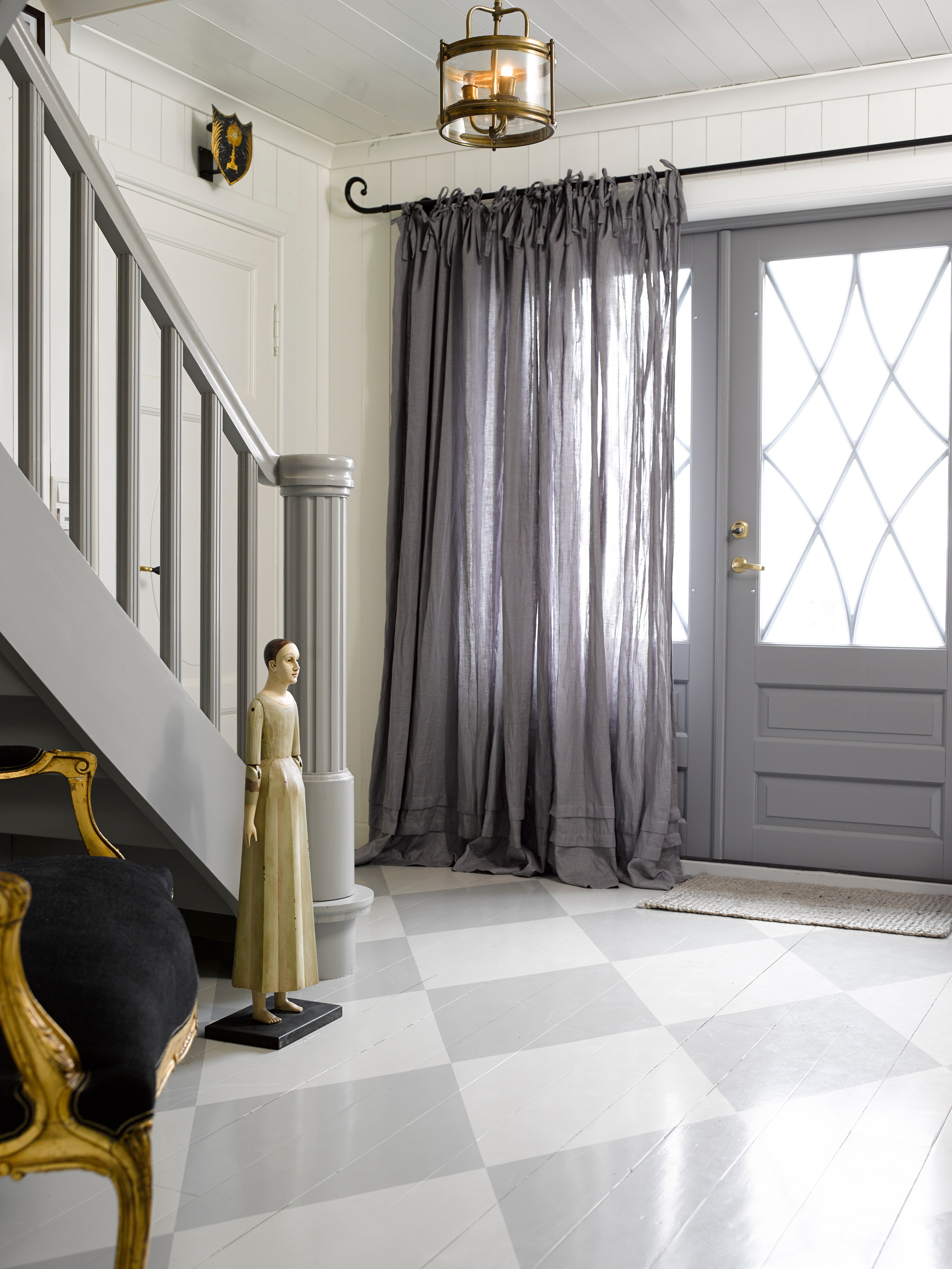 Samstemt entré med harlequin-ruter