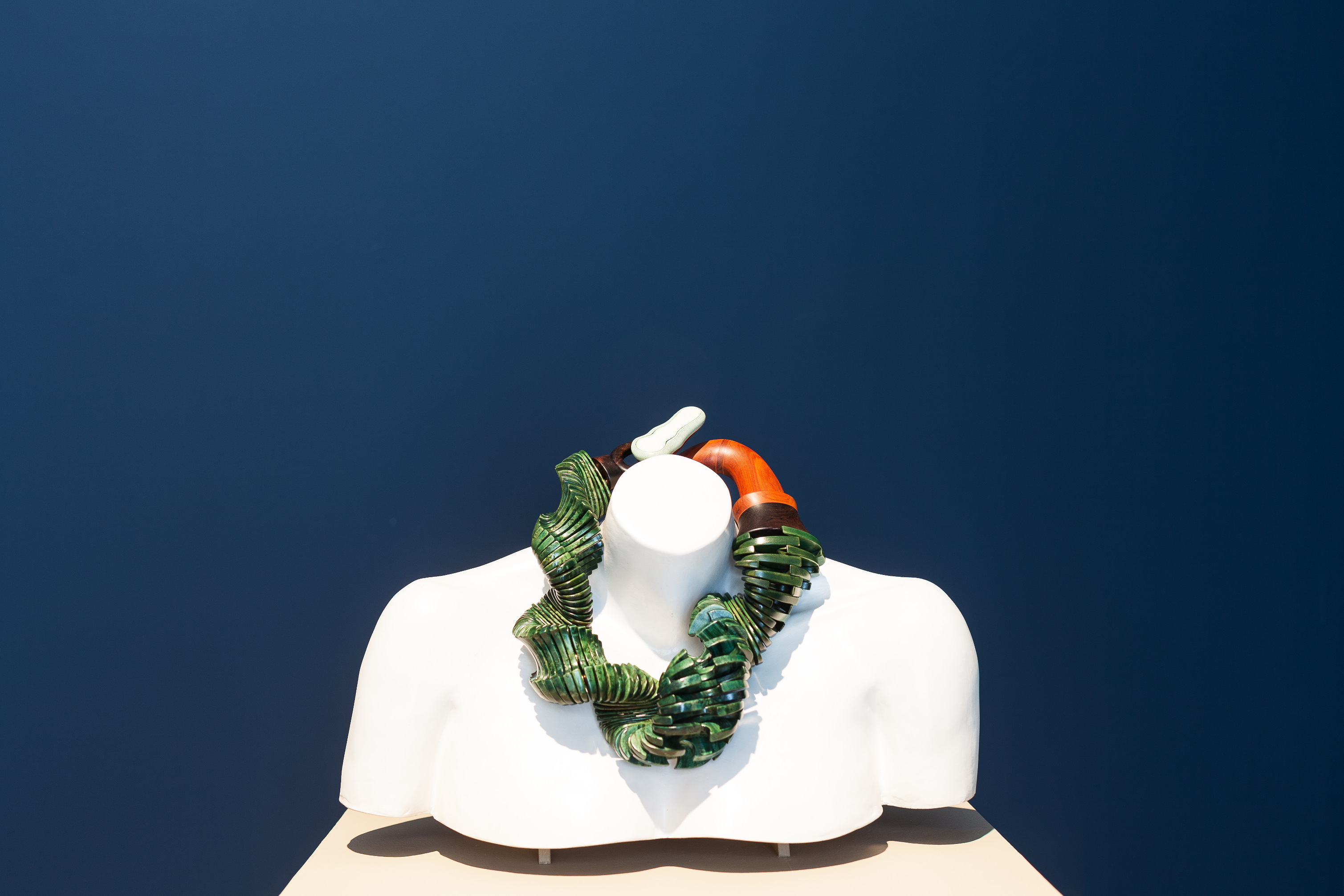 Sterke farger og stor kunst i fint samvirke