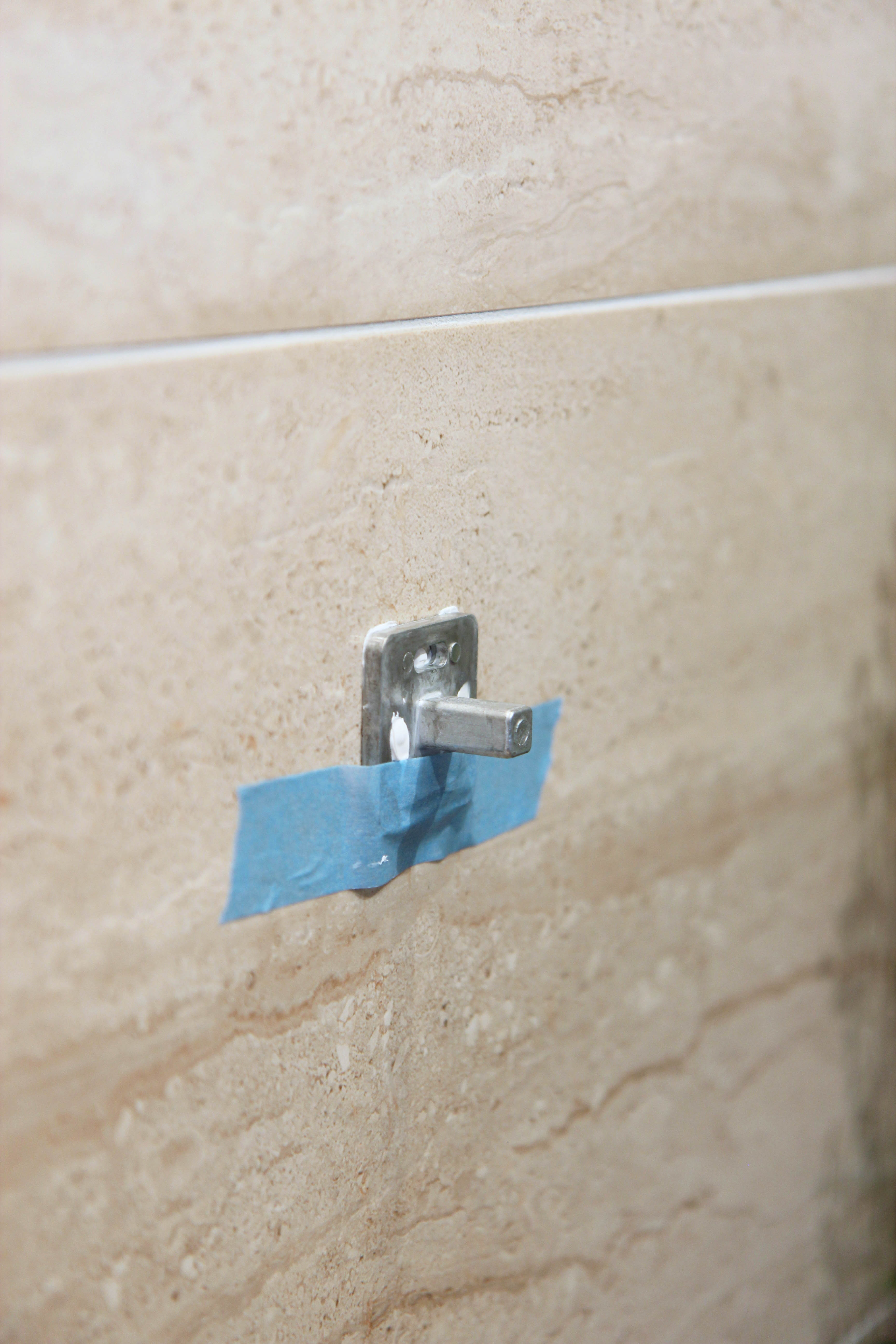 Feste baderomstilbehør