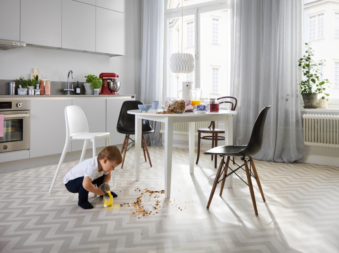 Lyst mønstret vinylgulv