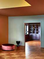ENERGI: La taket være et skikkelig blikkfang og en energiboost på soverommet! Farger fra Pure & Original.