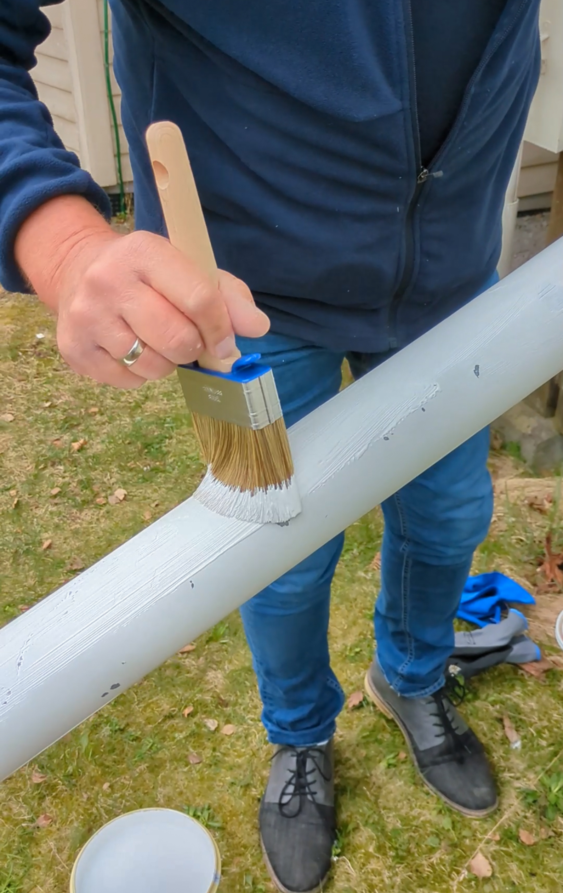 Male takrenne, hvit maling