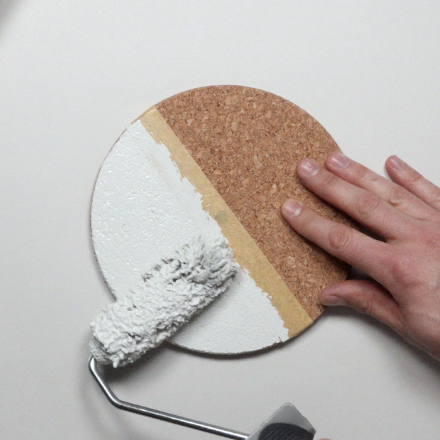 MAL: Marker skillet og mal med en god rull.