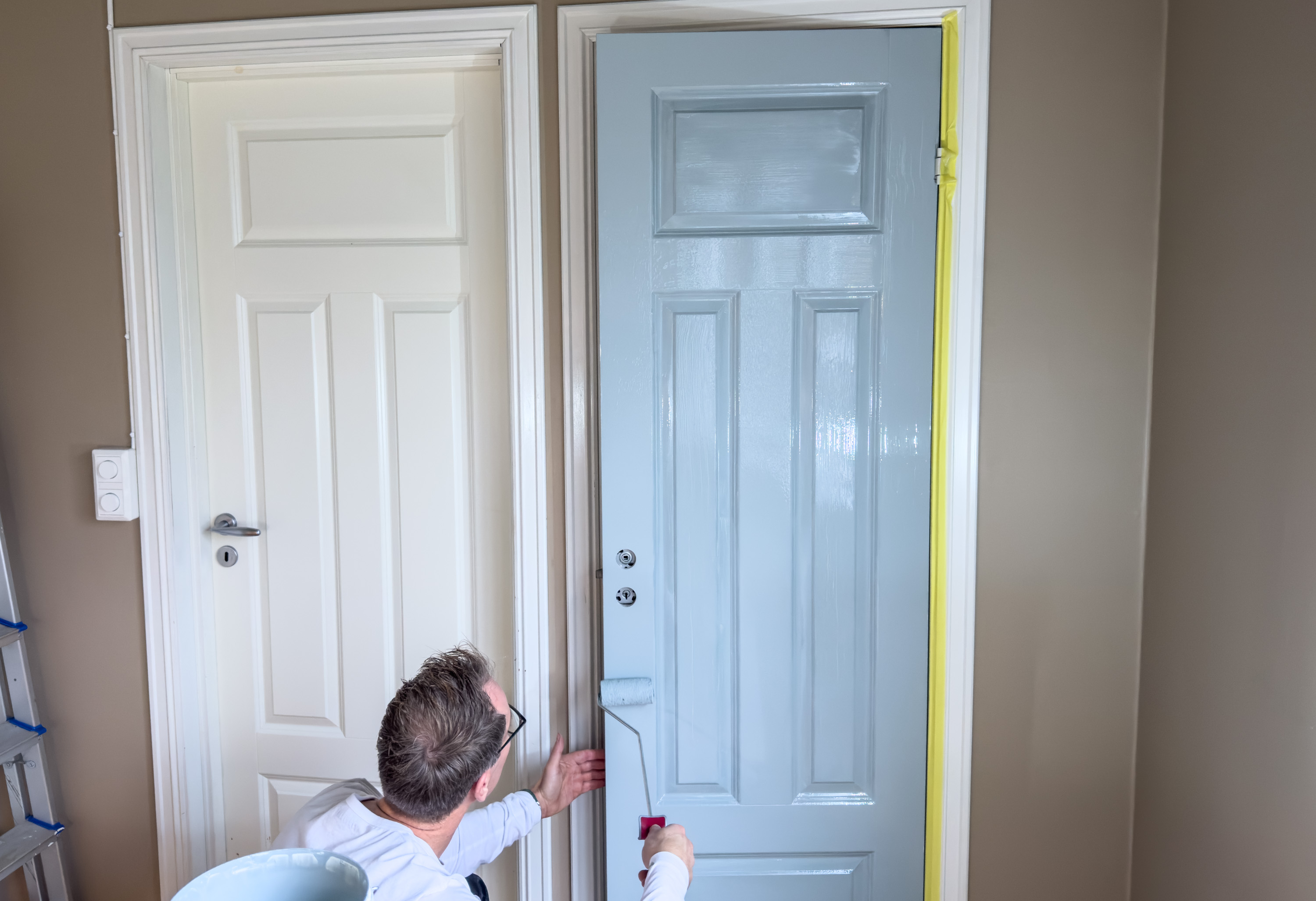 Sett farge på døren med disse enkle stegene