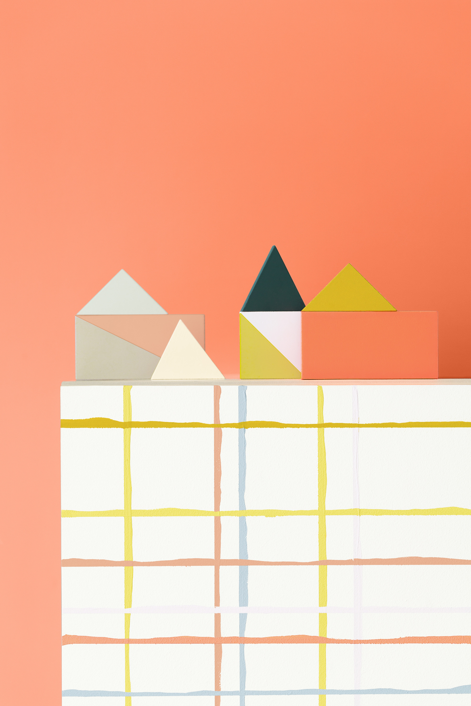 IFITV: Mal geometriske former på veggen