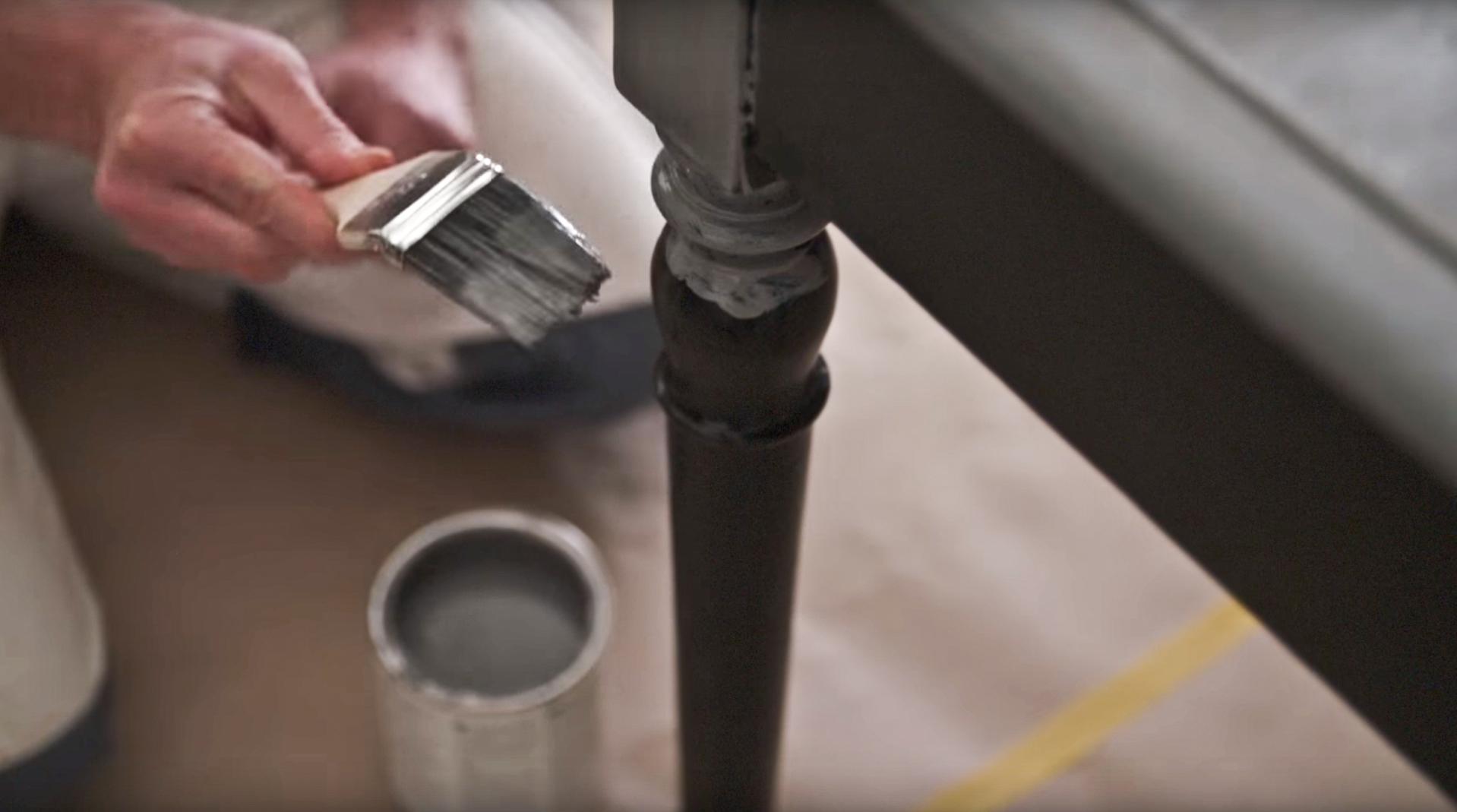 Slik maler du bordet