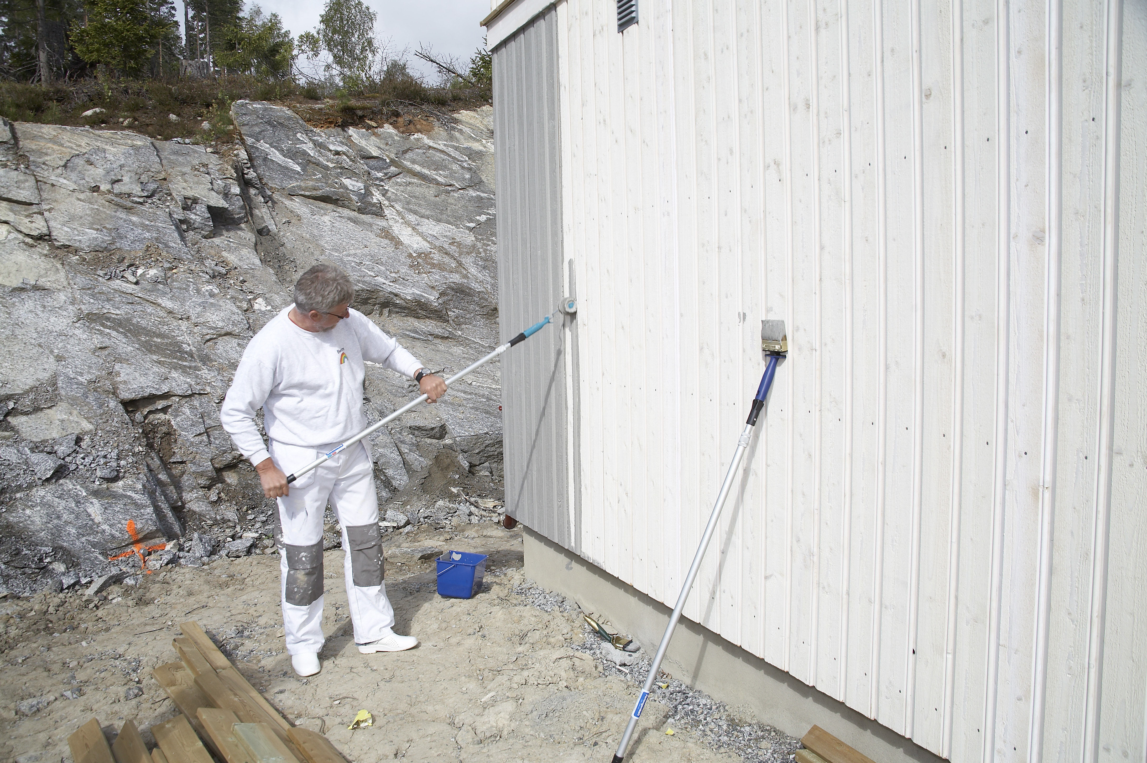 Grunning inneholder råtehindrende midler.