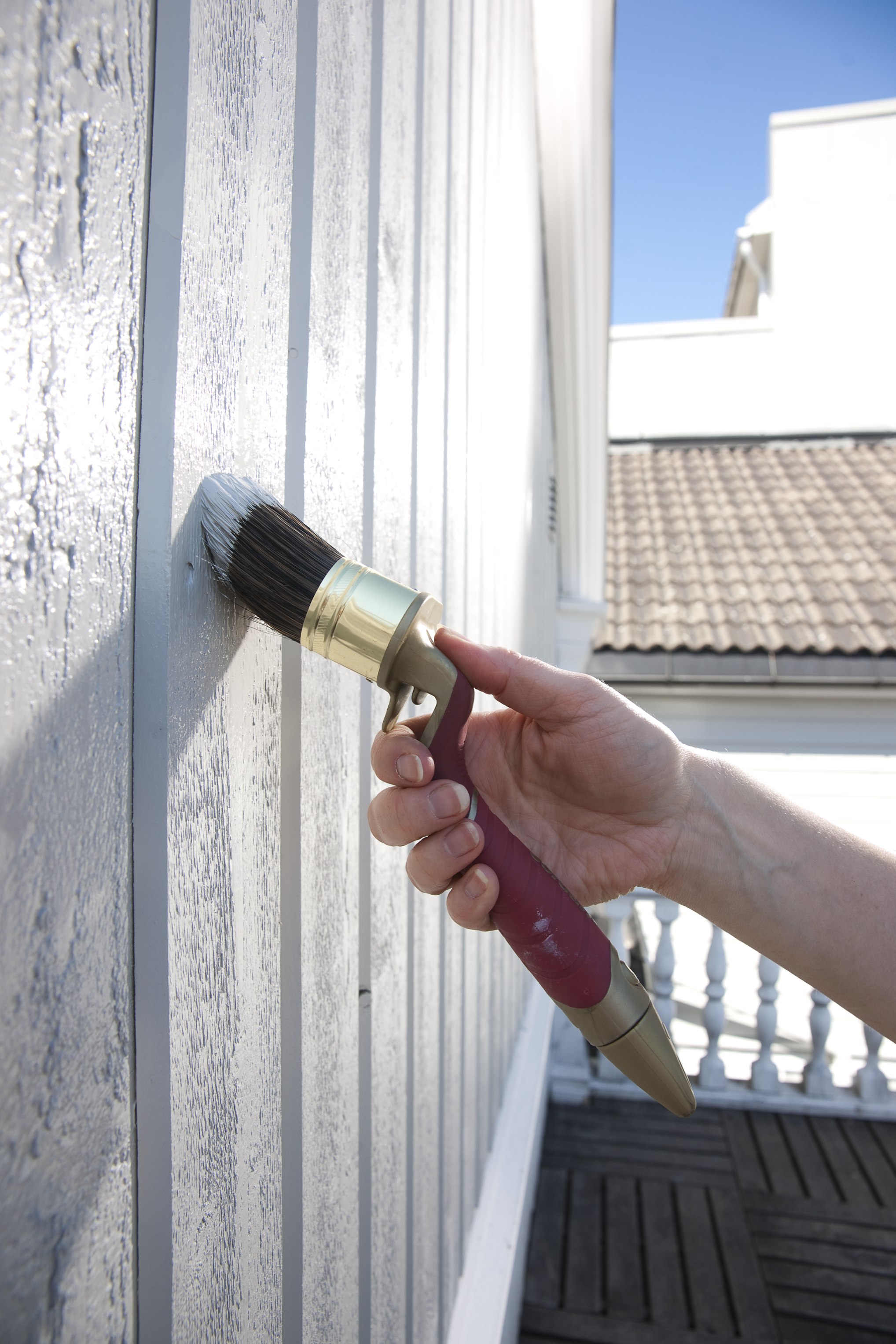 Grunnene til å velge hvit arbeidskraft er åpenbare.