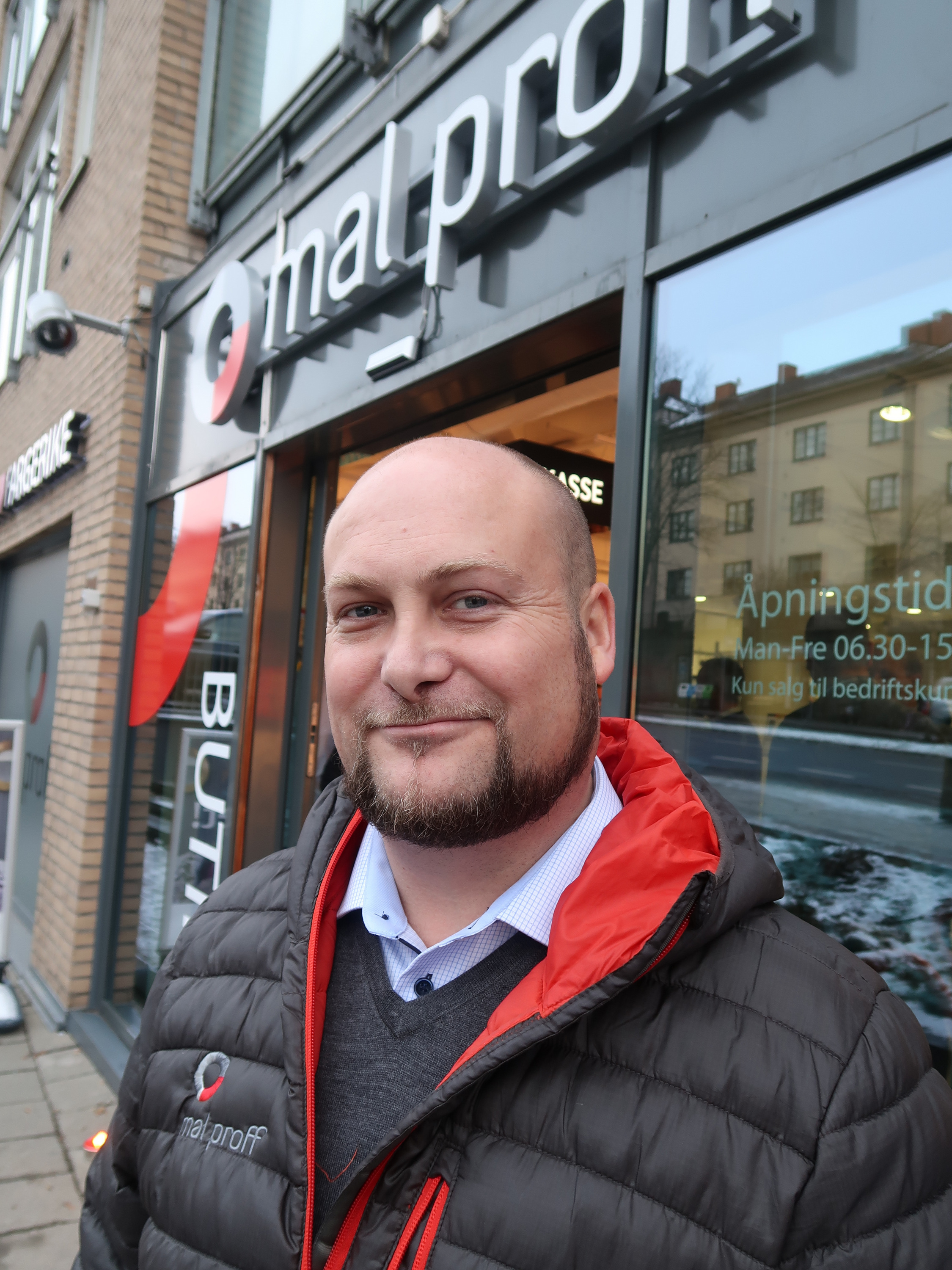 Jan Erik Foss, Mal Proff