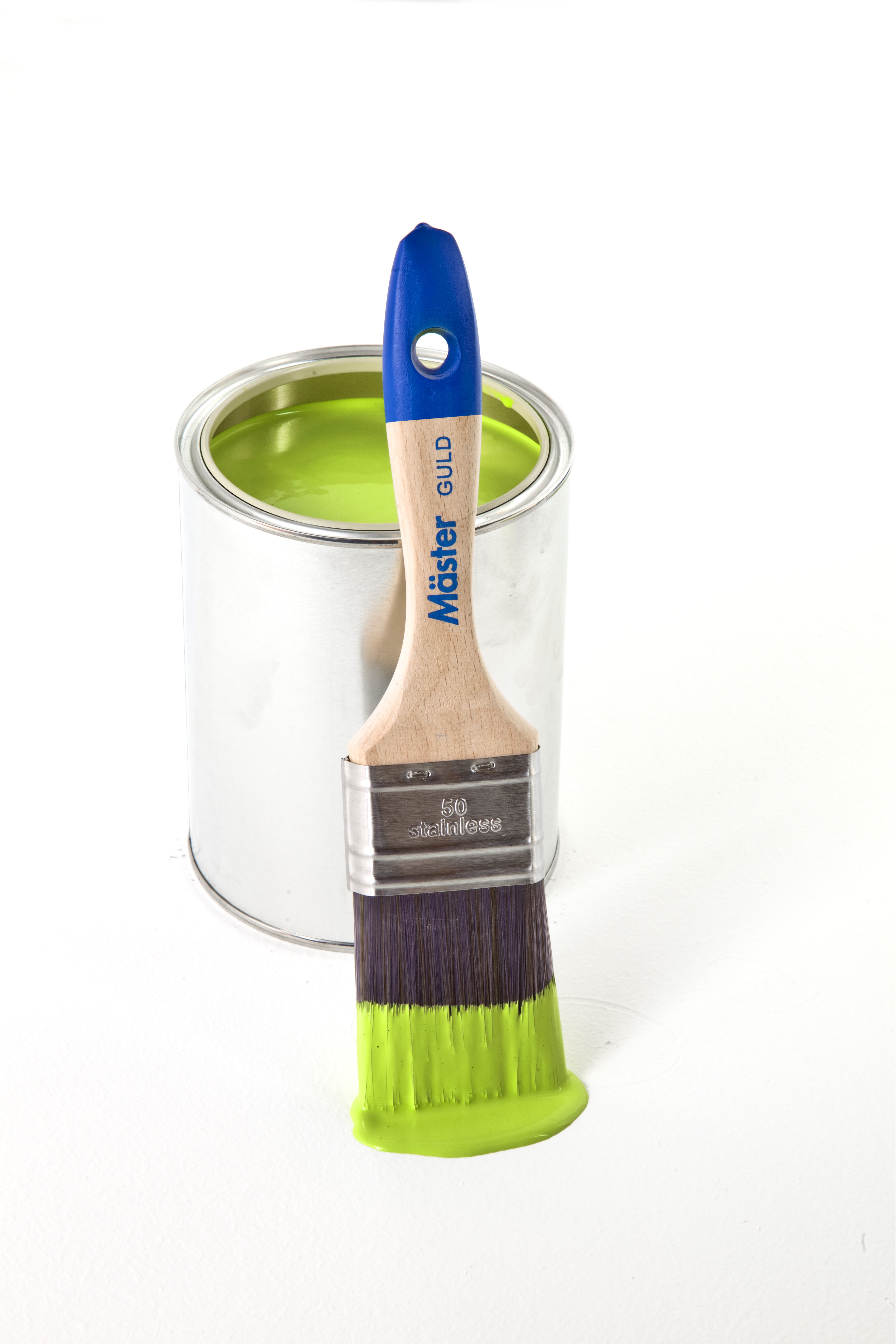 GÅR FOR GULL: Gull-penslene fra Mäster er for den som har ekstra høy forventning til resultatet. 