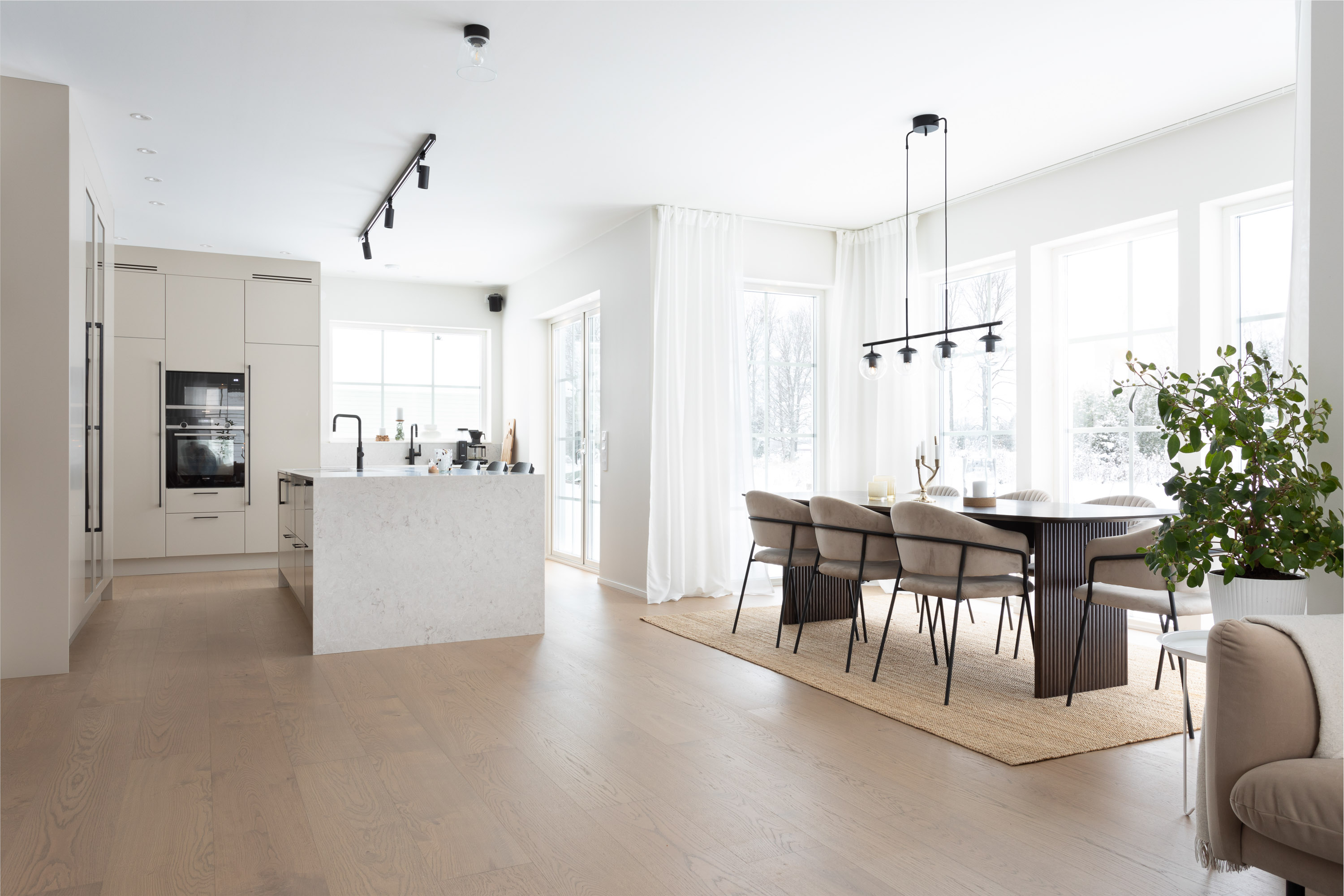 åpent kjøkken med utsikt 