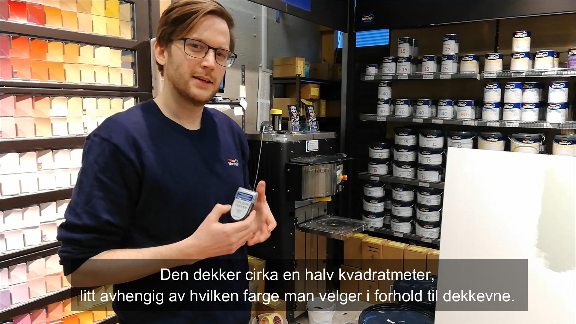 Hvordan finne riktig veggfarge? Prøv Colour Tester.