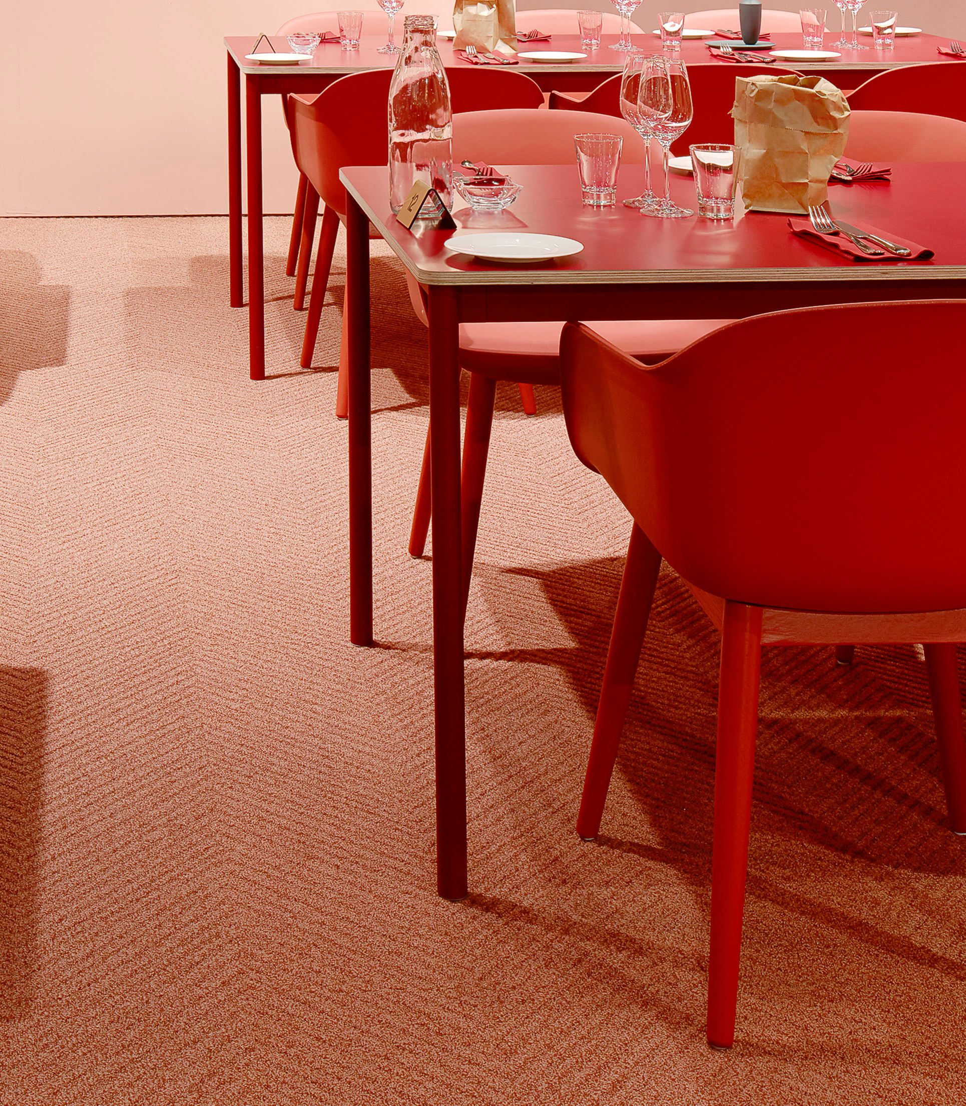 Monokrom fargesetting gulv