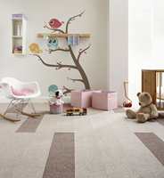 TEPPEFLISER: Med teppefliser på barnerommet får du et komfortabelt gulv, som også kan settes sammen i lekne mønstre. (Foto: Musum Interiør)