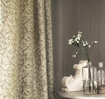 GRÅTT: Tekstil i damaskveving skaper en avslappet eleganse. Dette er Sorilla fra Sanderson/INTAG.