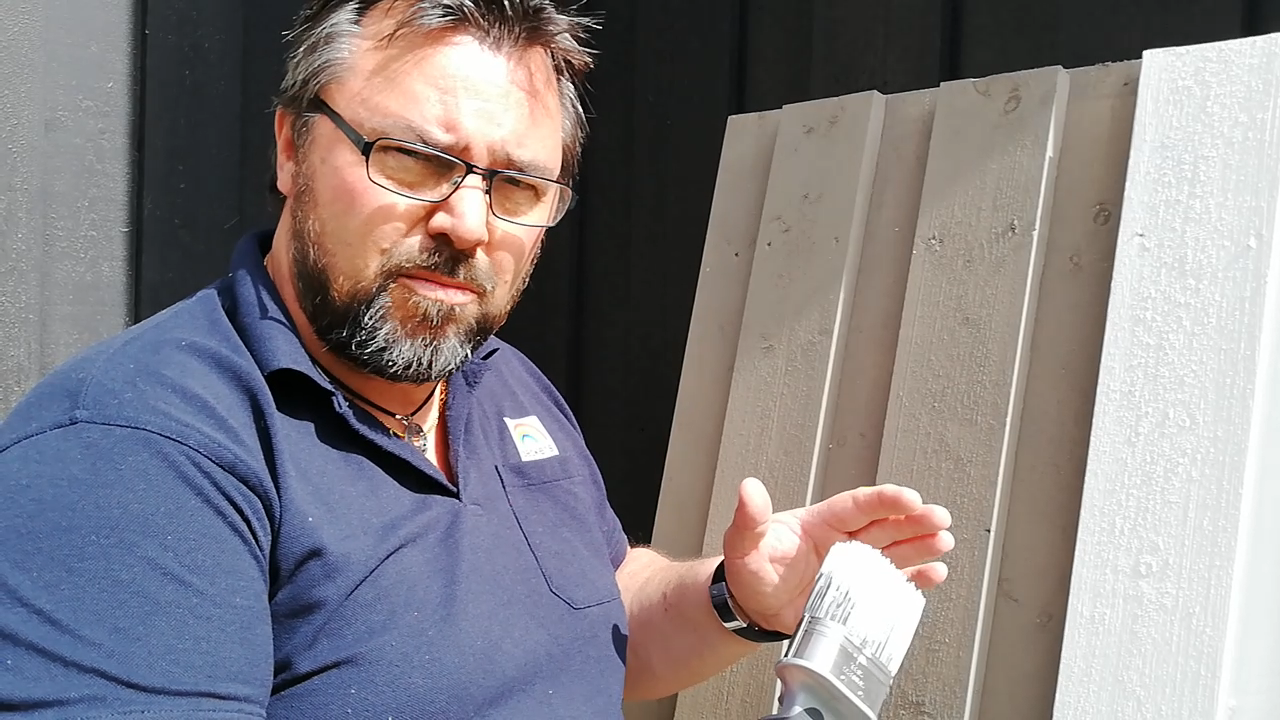 Skift farge på huset med et strøk