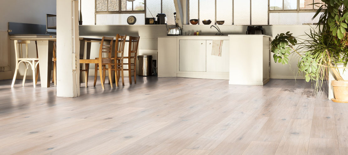 Naturen inn -  på gulvet