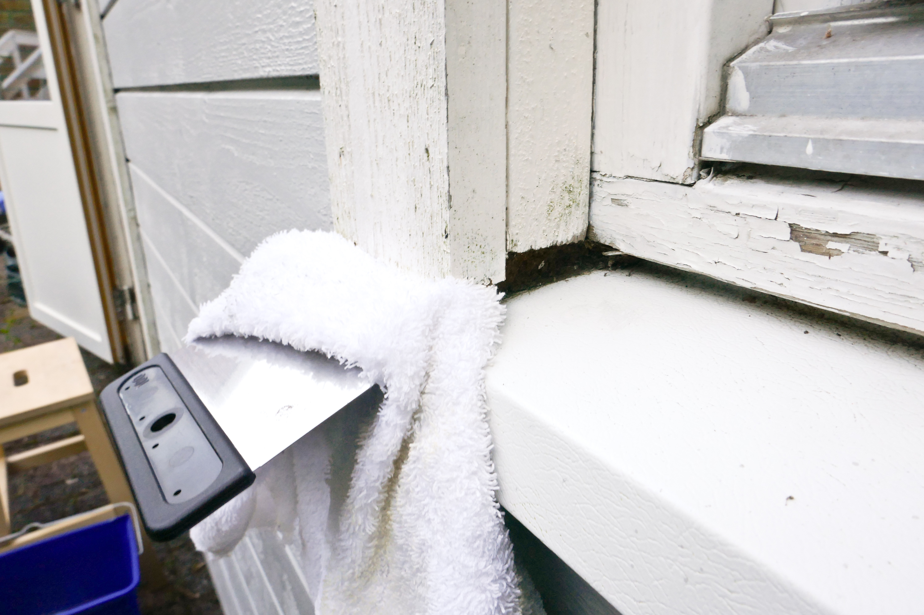 Mette endeved med maling