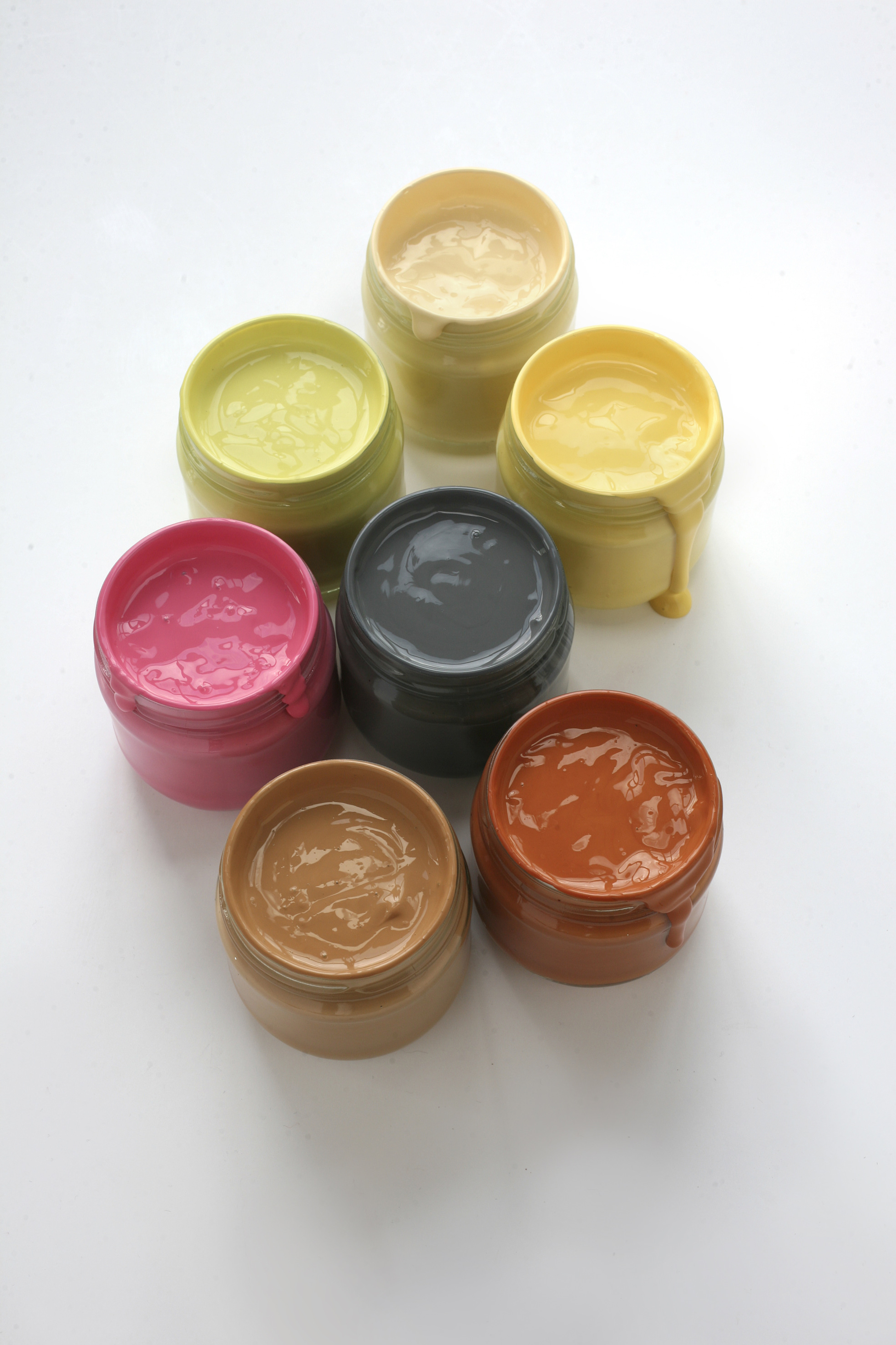 MENGDE: Mye eller lite maling? Hva trenger du egentlig? (Foto: Nordsj&ouml;)