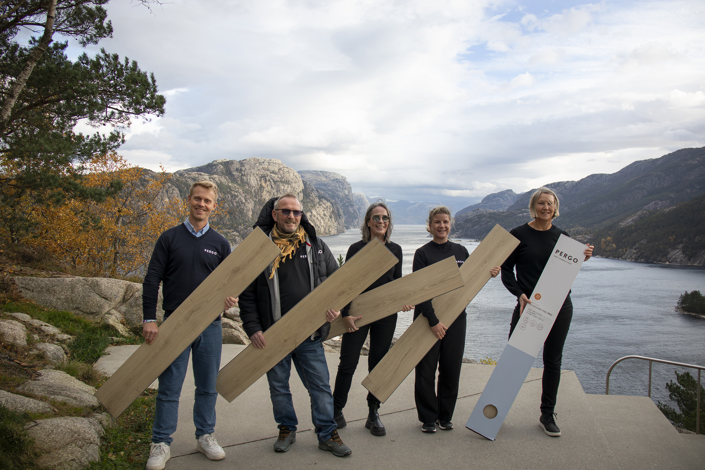 Ansatte i Pergo, i Lysefjorden