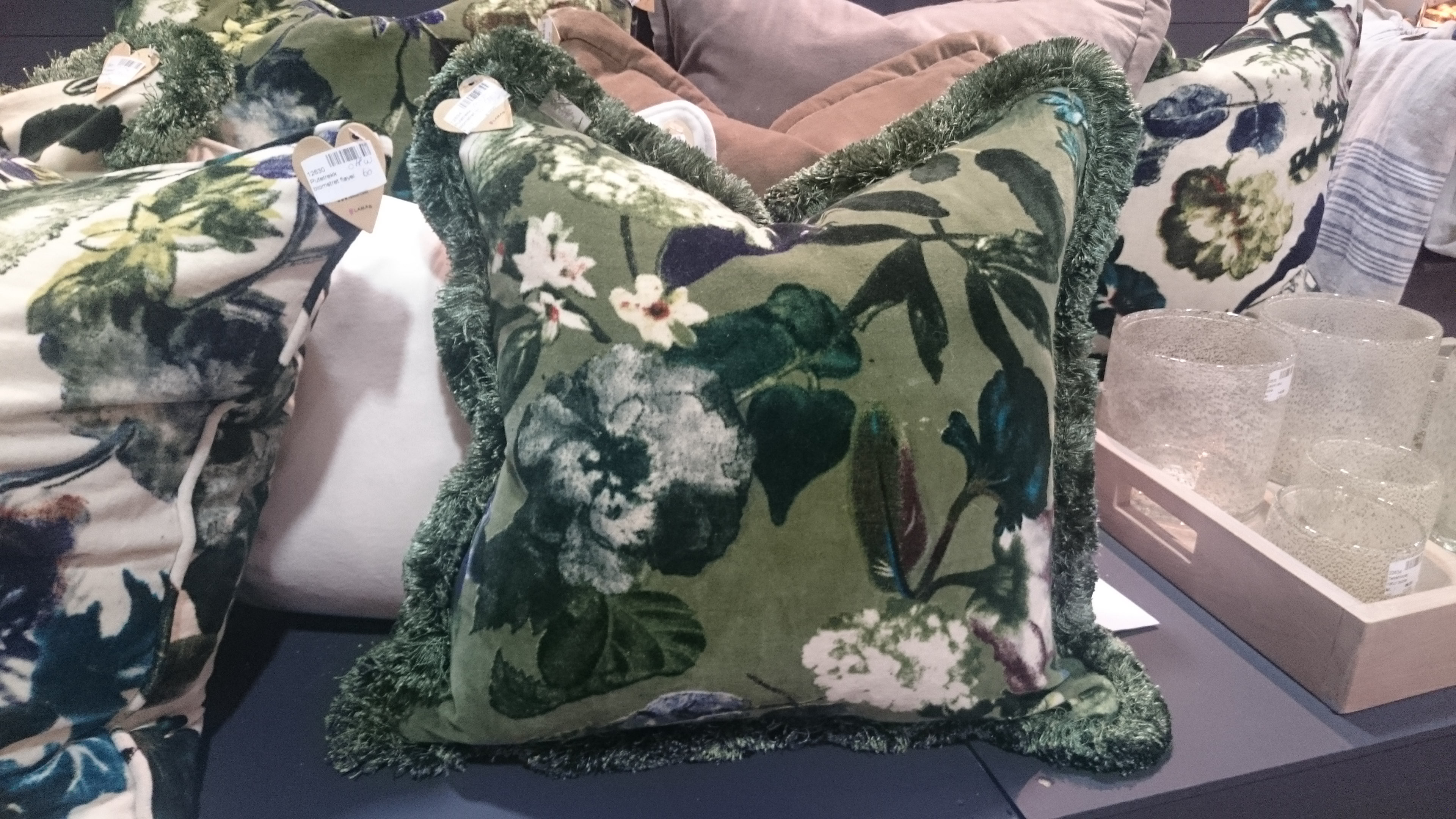 Blomsterpute i velur