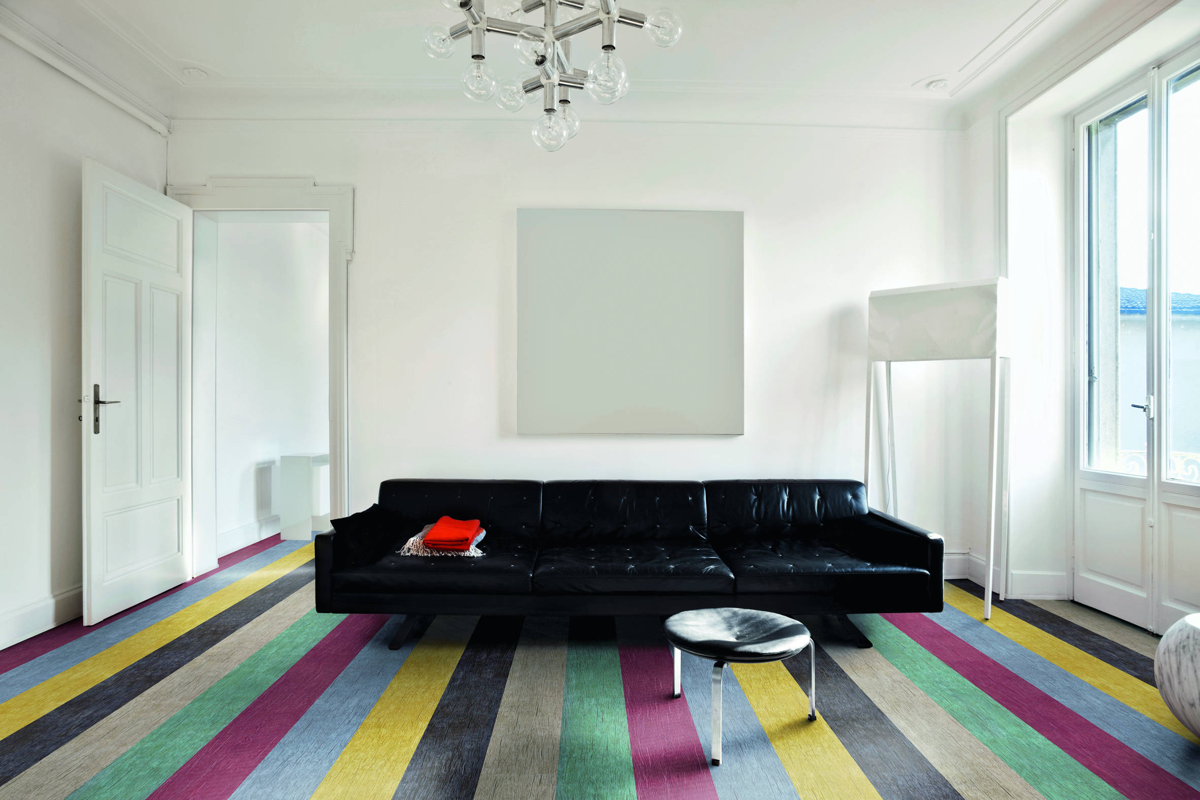 Vinylflisene har kun biologiske og ftalatfrie myknere, og en PUR-forsegling som toppsjikt.